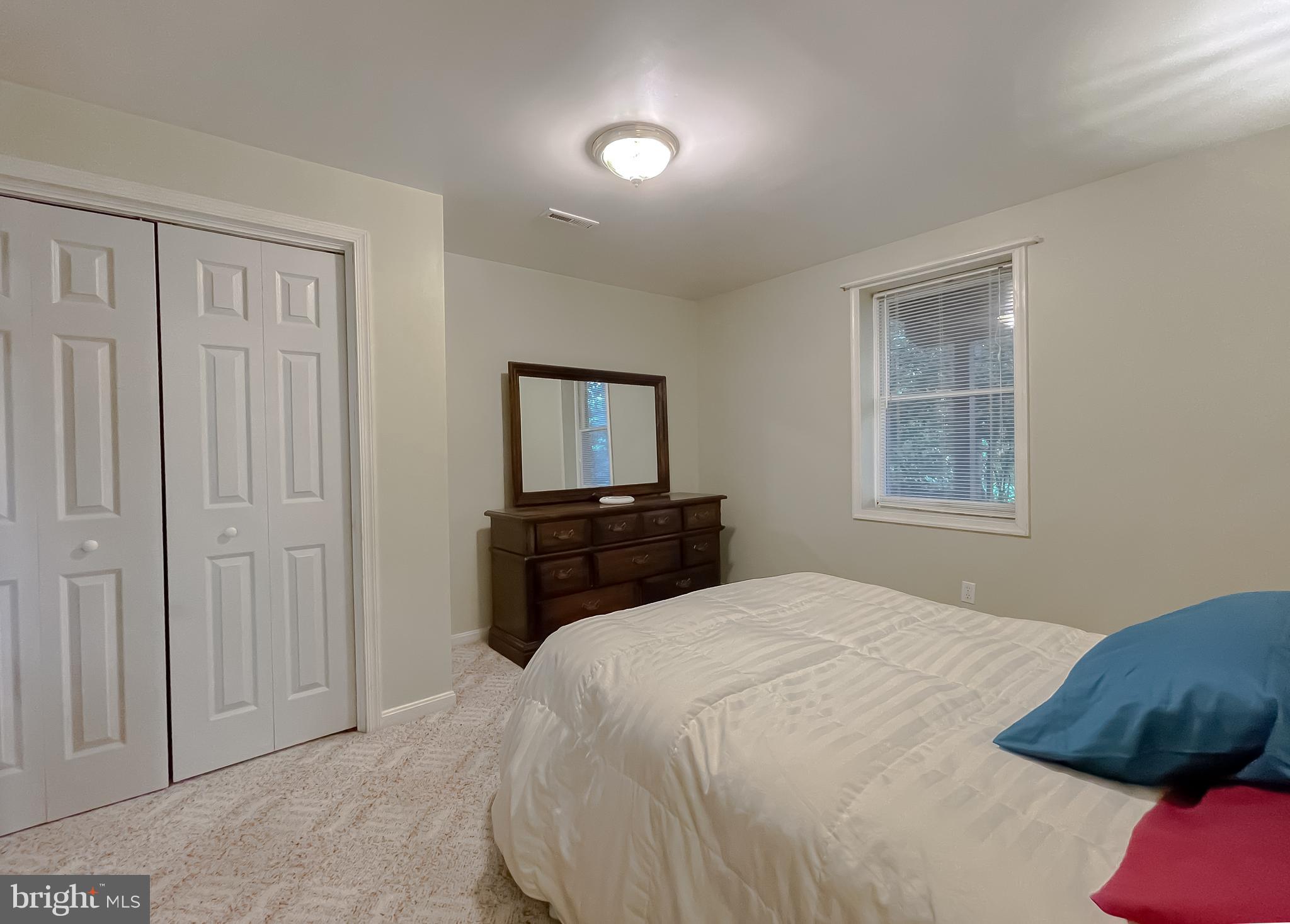 LONG BEACH HEIGHTS - Residential