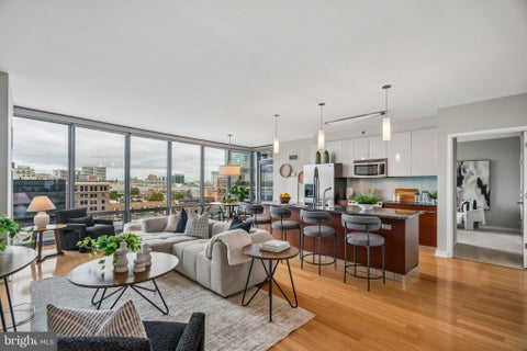 Condo For Sale - 2101 Market Street #801<br/> Philadelphia County, PHILADELPHIA, PA 19103
