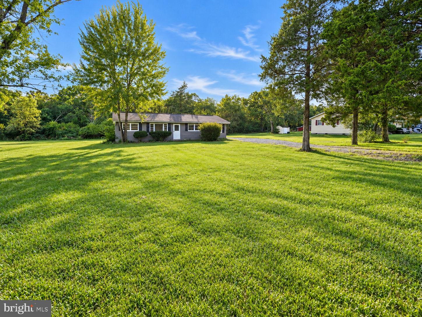 8614 LINTON HALL ROAD