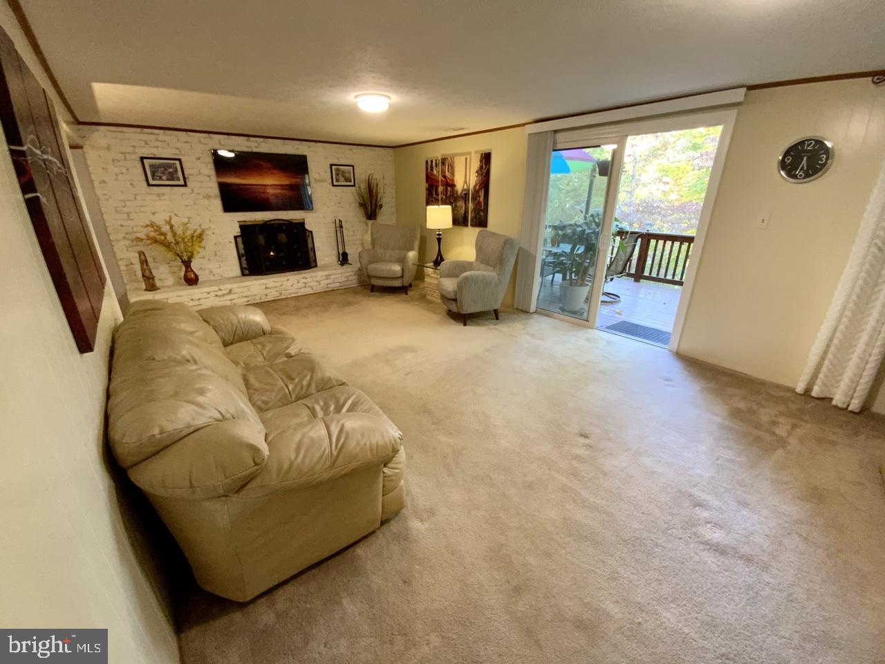 DIAMOND COURTS - Residential