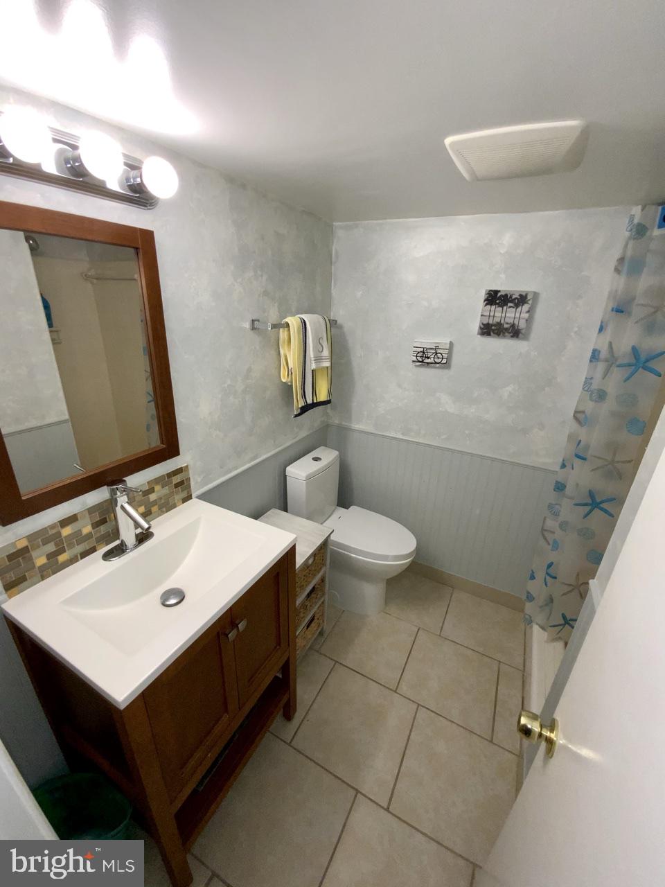 DIAMOND COURTS - Residential