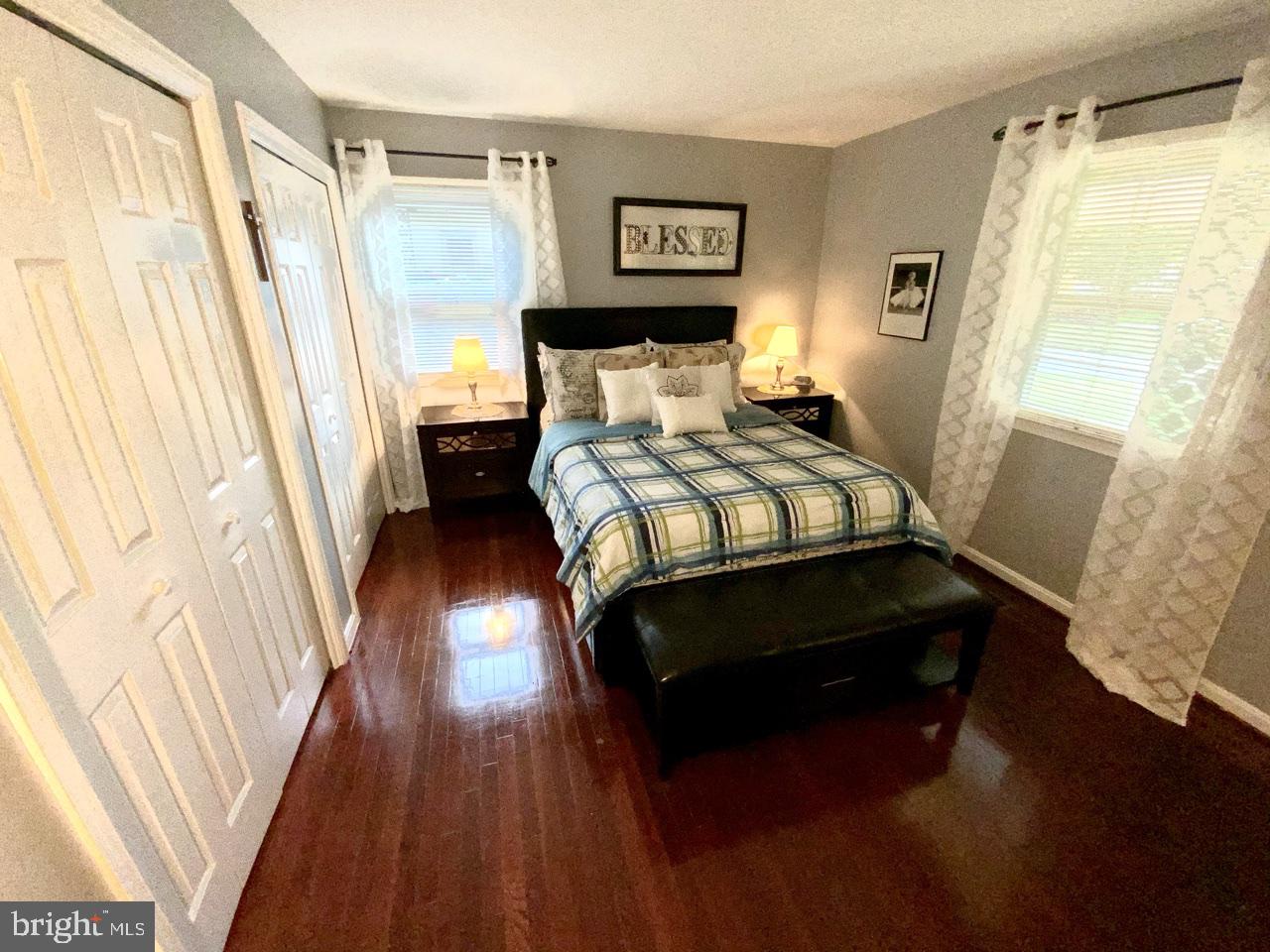 DIAMOND COURTS - Residential