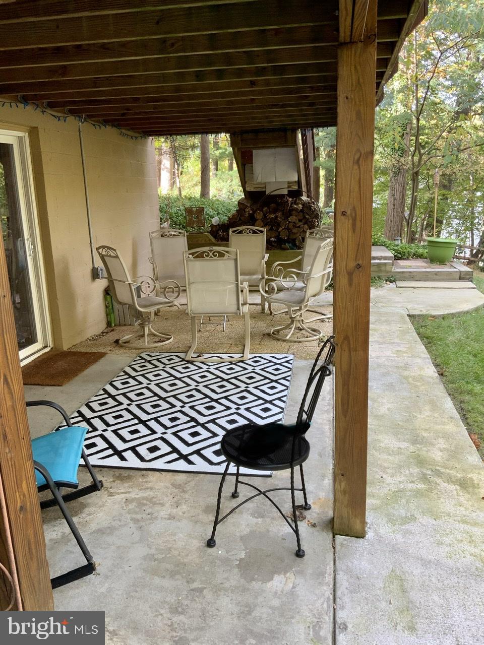 DIAMOND COURTS - Residential