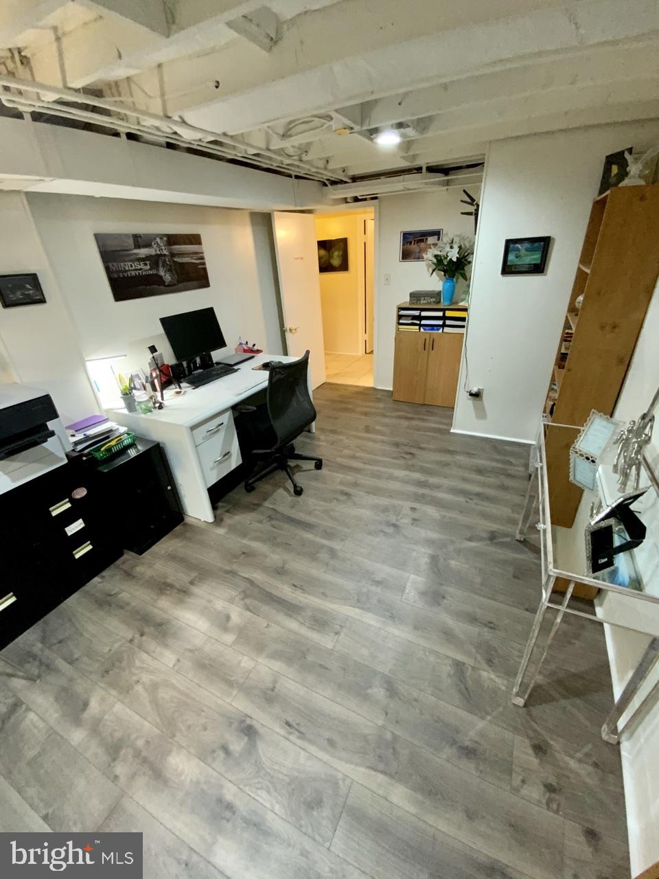 DIAMOND COURTS - Residential