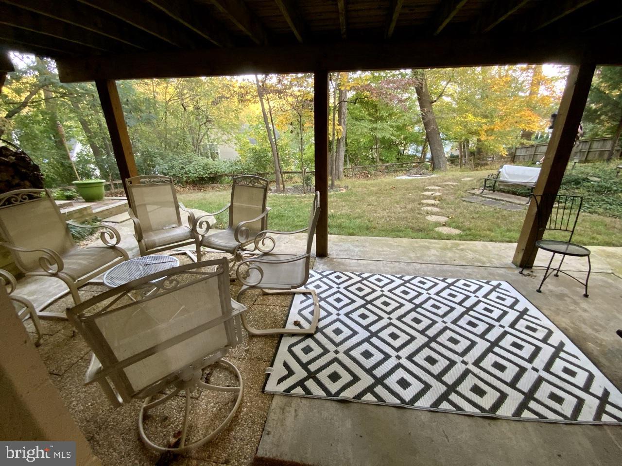 DIAMOND COURTS - Residential