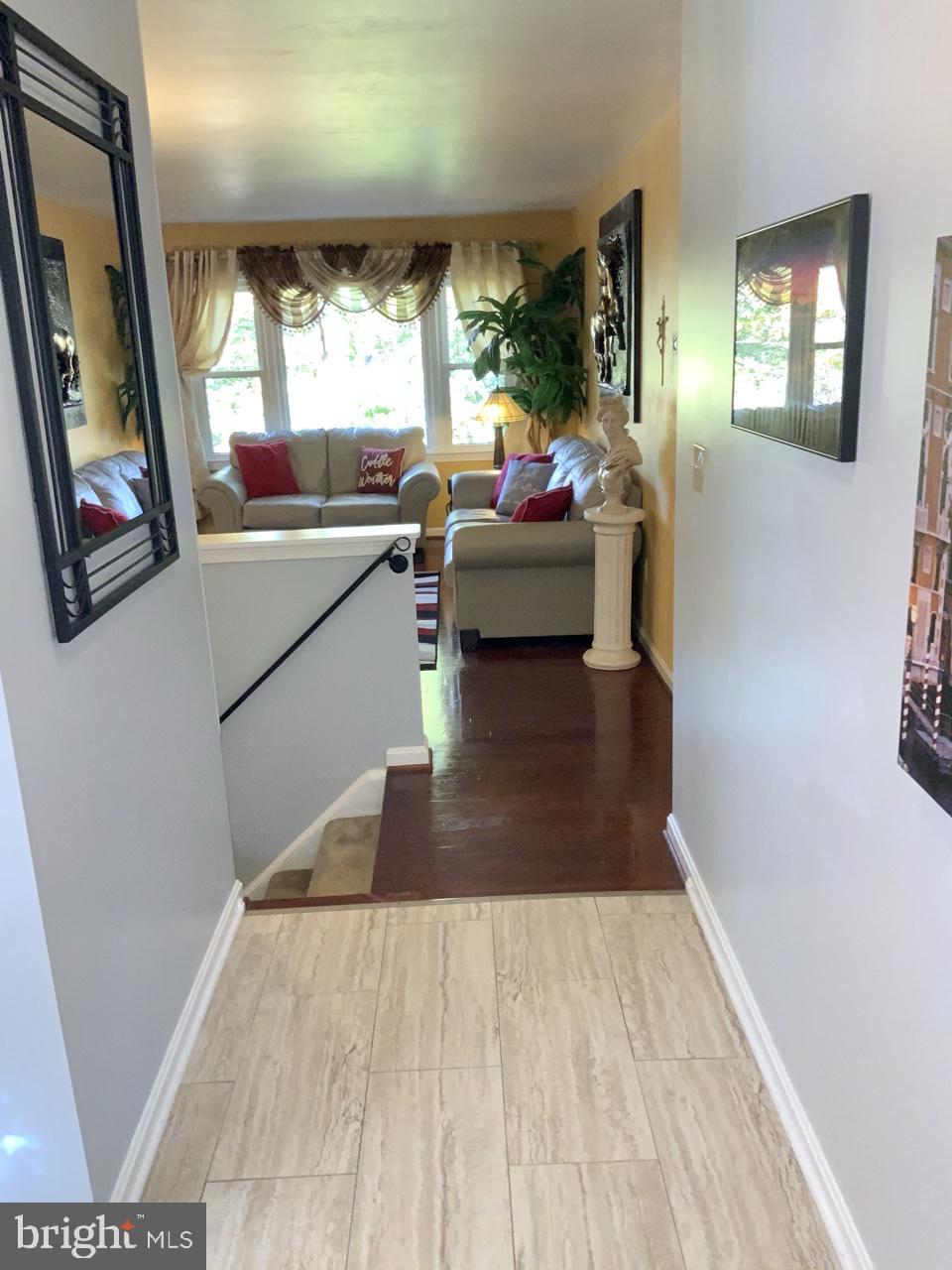 DIAMOND COURTS - Residential