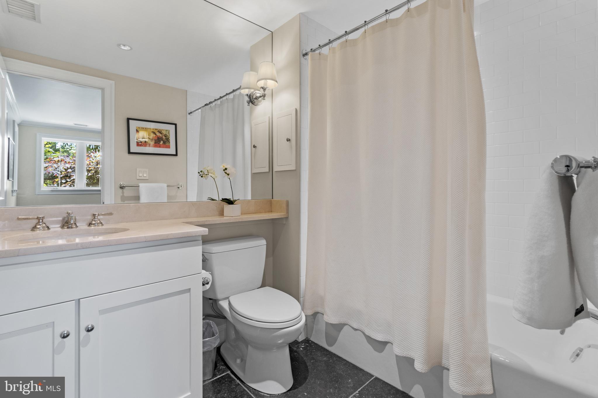 WESLEY HEIGHTS - Residential
