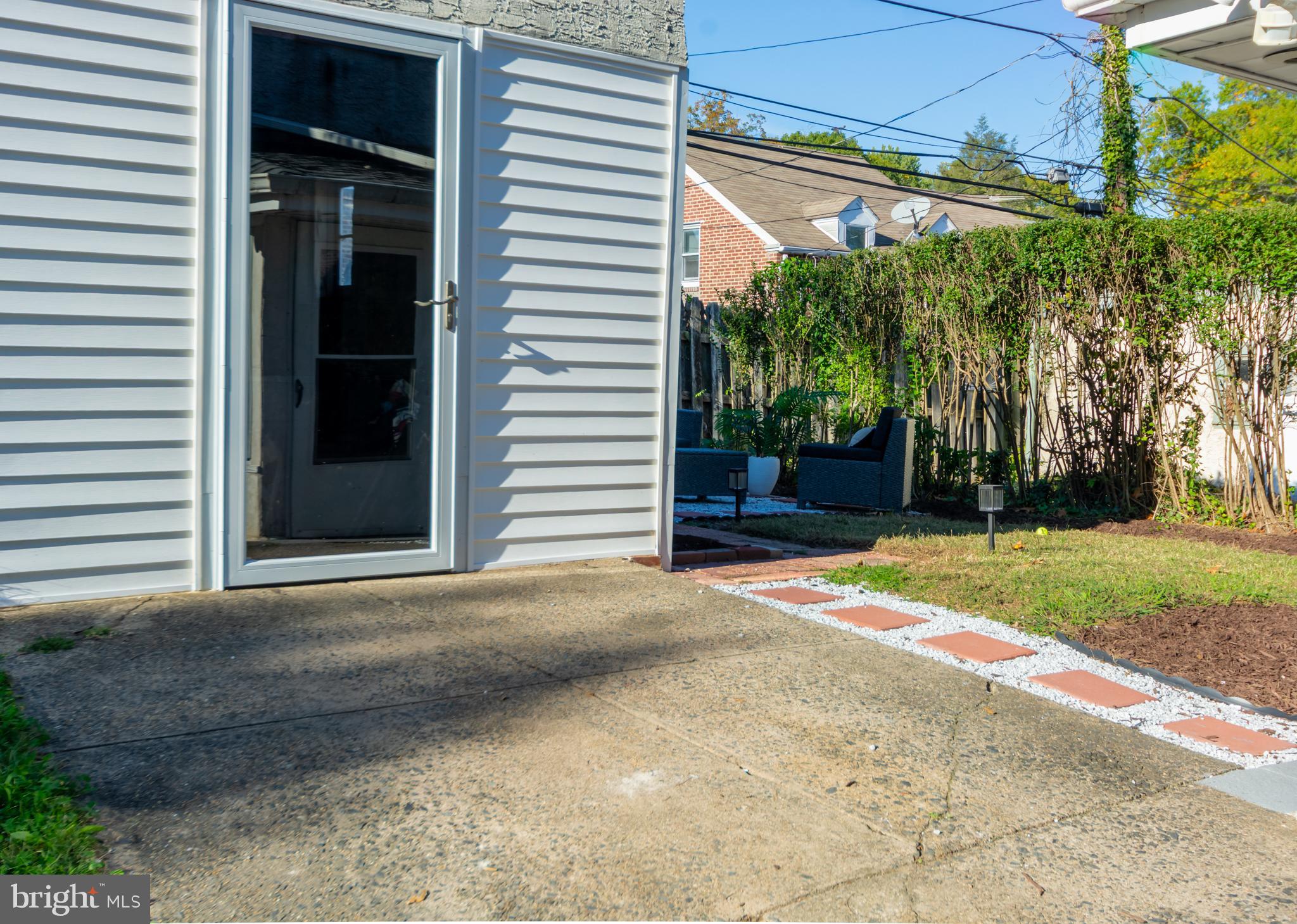 LANSDOWNE - Residential