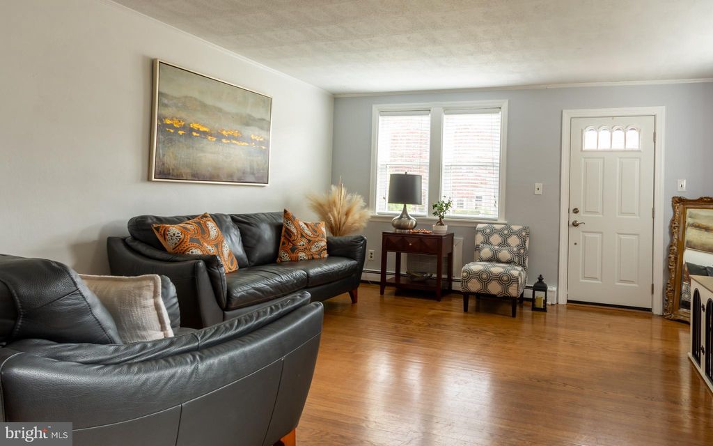 Photo of 257 W Greenwood Avenue, LANSDOWNE, PA 19050 (MLS # PADE2102834)