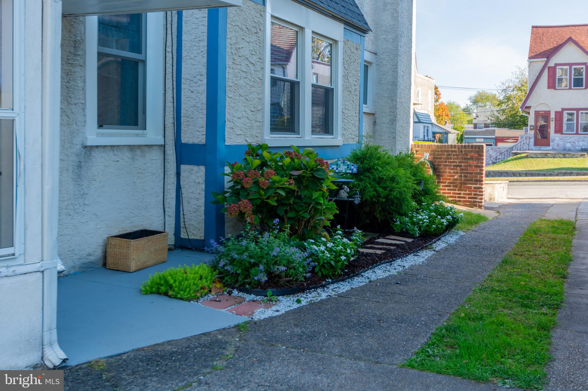 LANSDOWNE - Residential