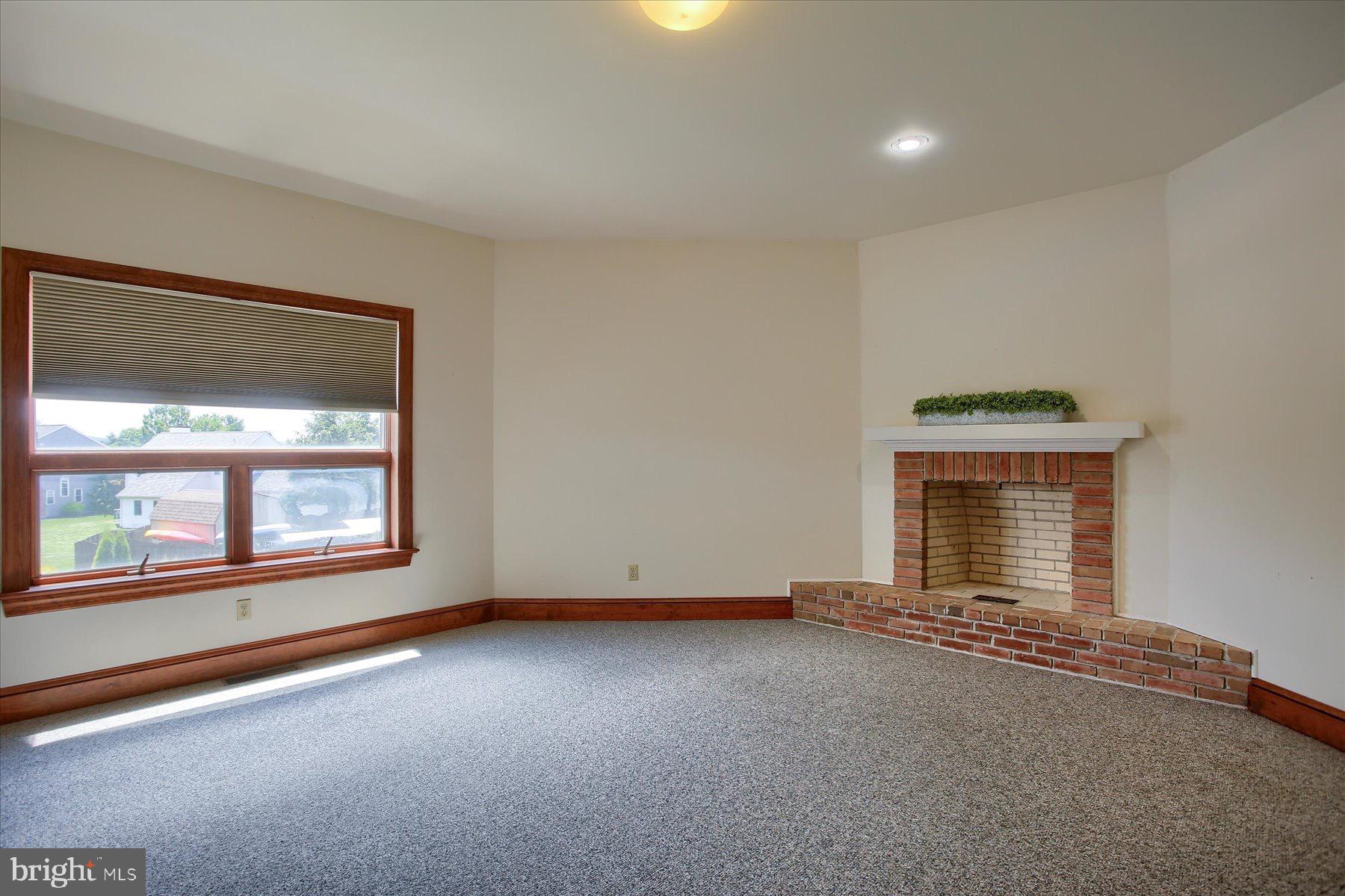 PALMYRA BOROUGH - Residential