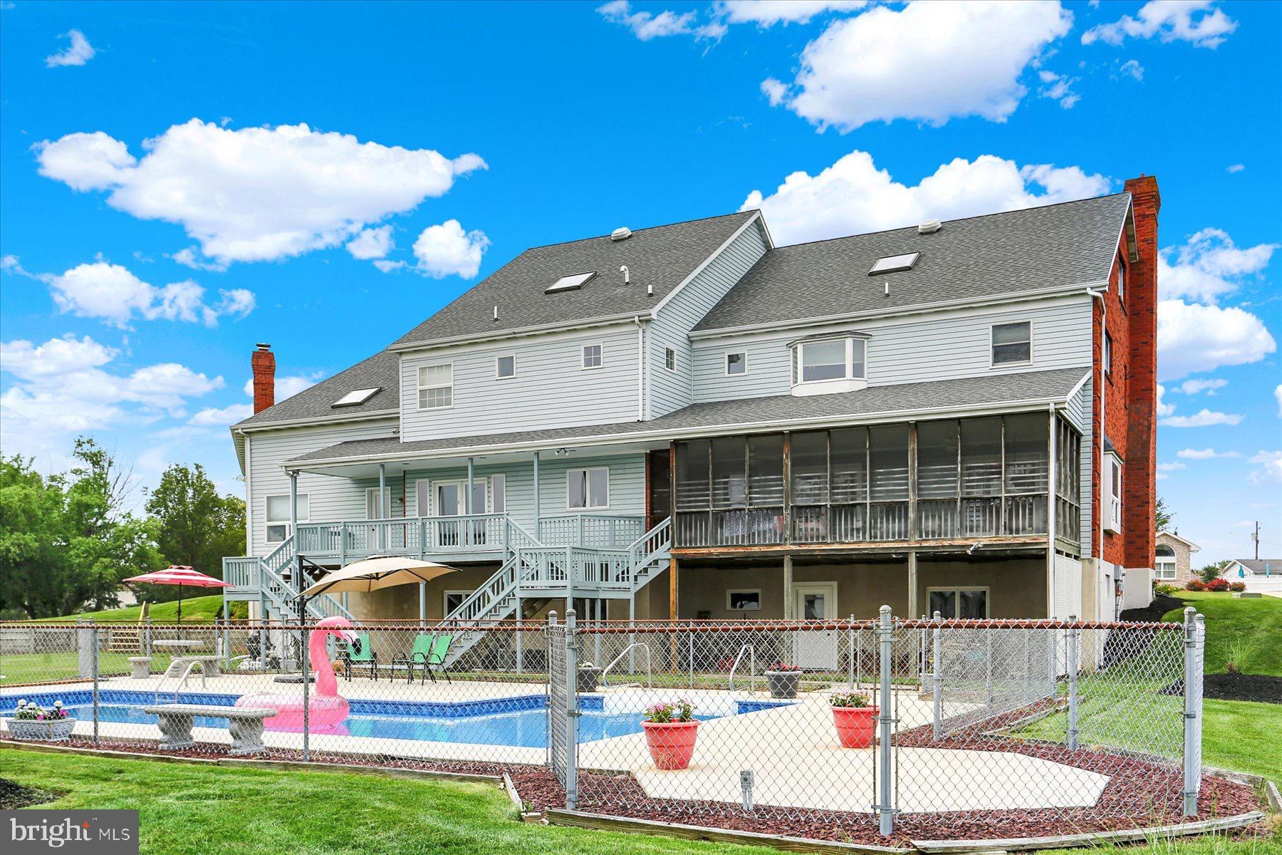 PALMYRA BOROUGH - Residential