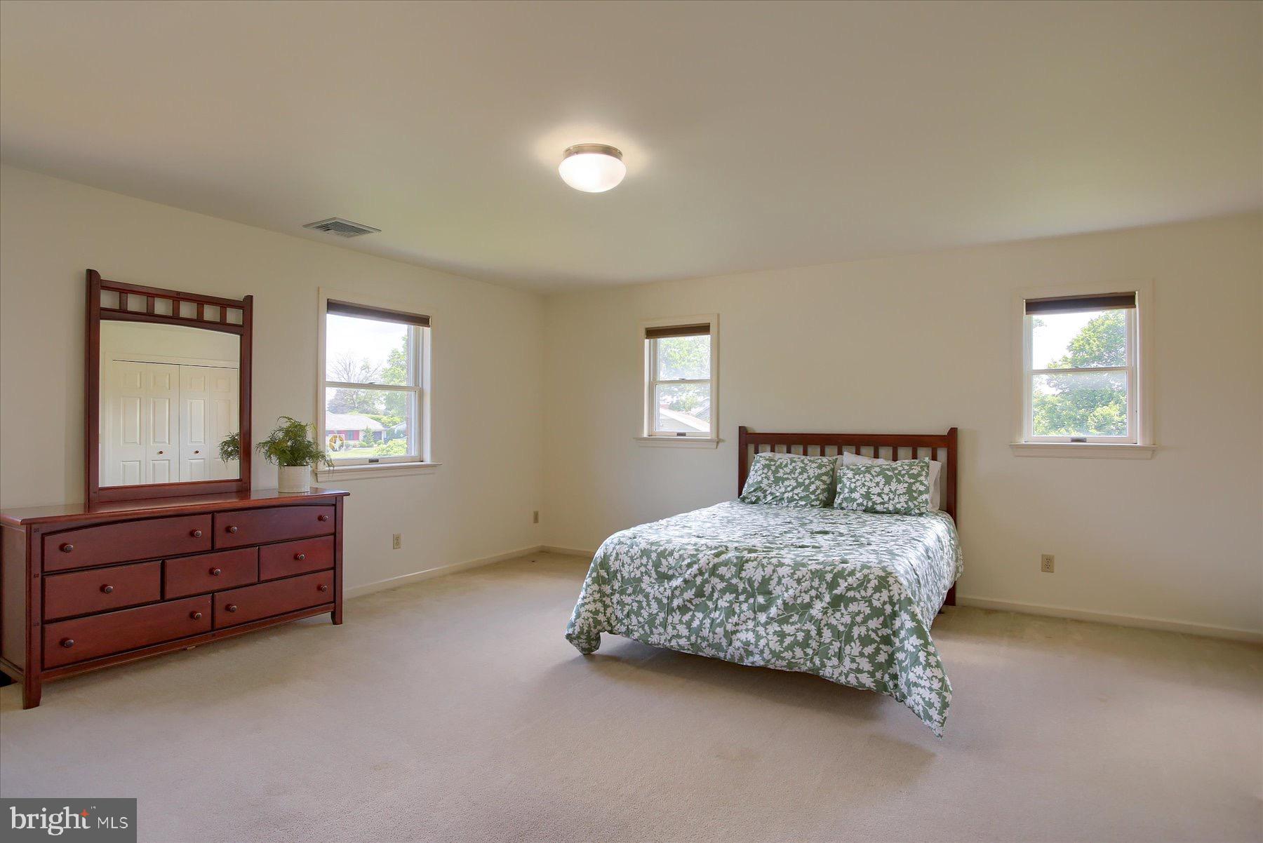 PALMYRA BOROUGH - Residential