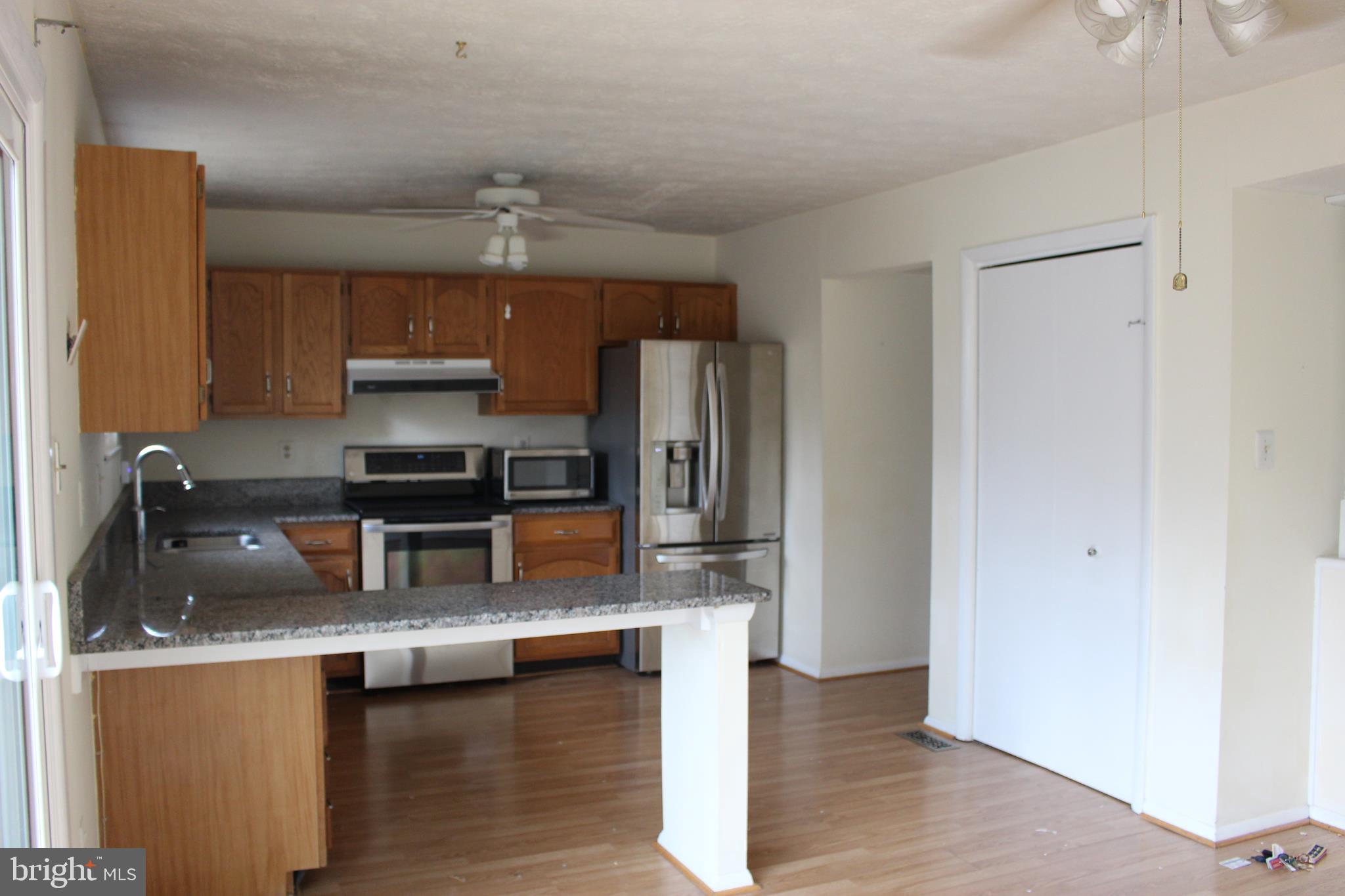 HUNTERS POINTE - Residential