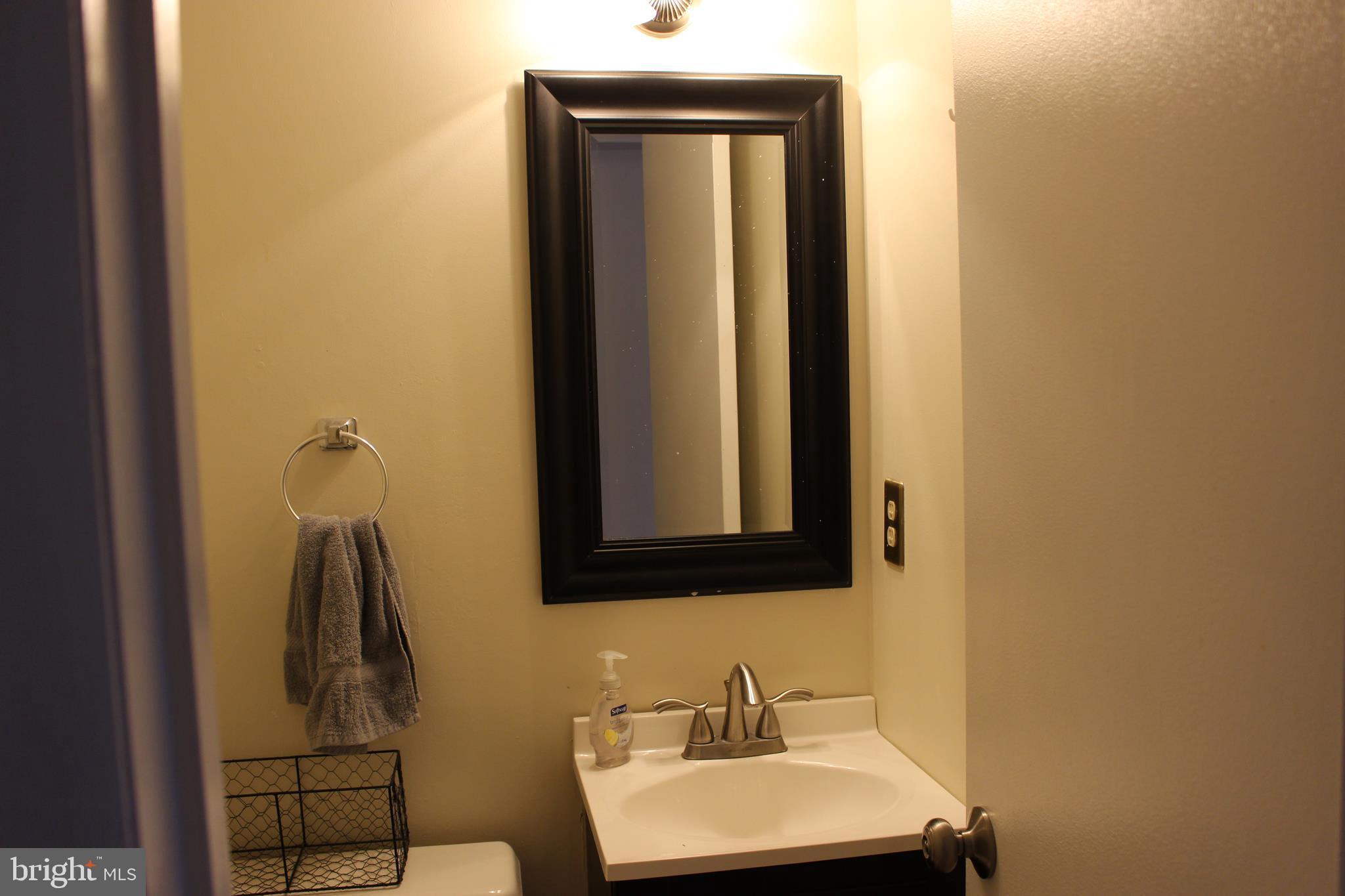 HUNTERS POINTE - Residential