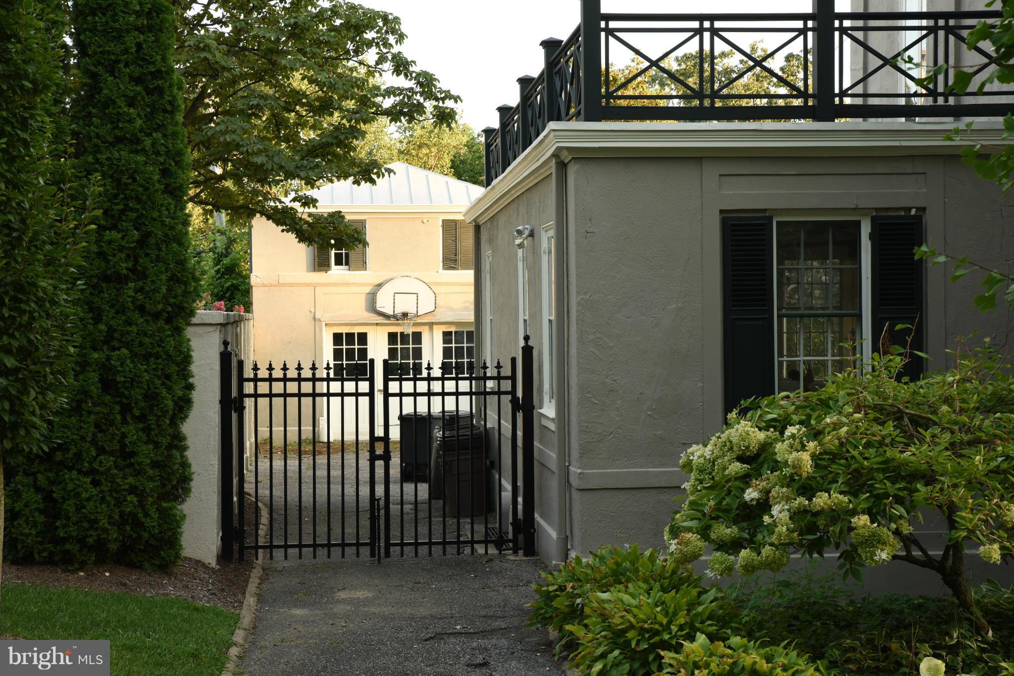 GUILFORD - Residential