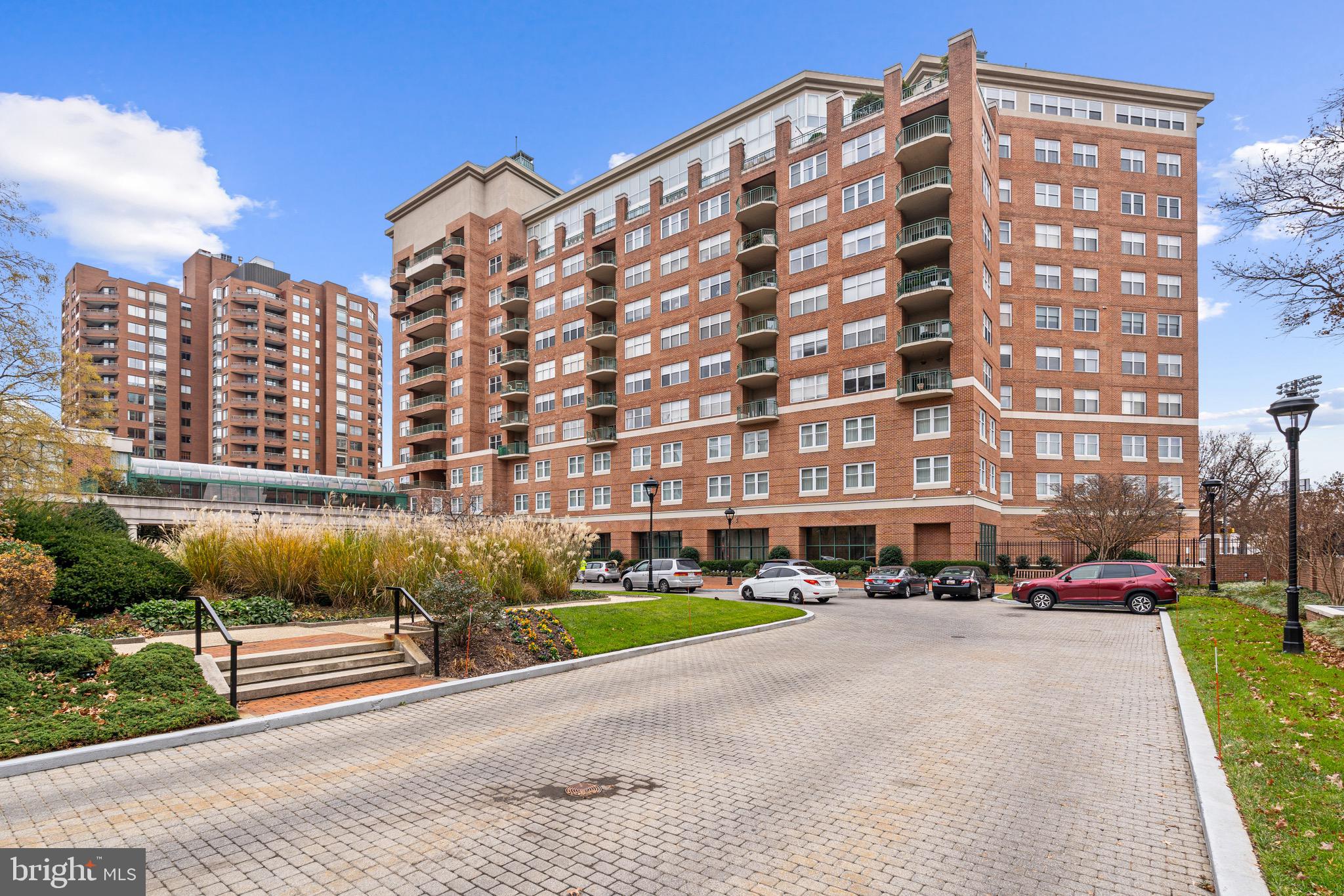 TUSCANY-CANTERBURY - Residential