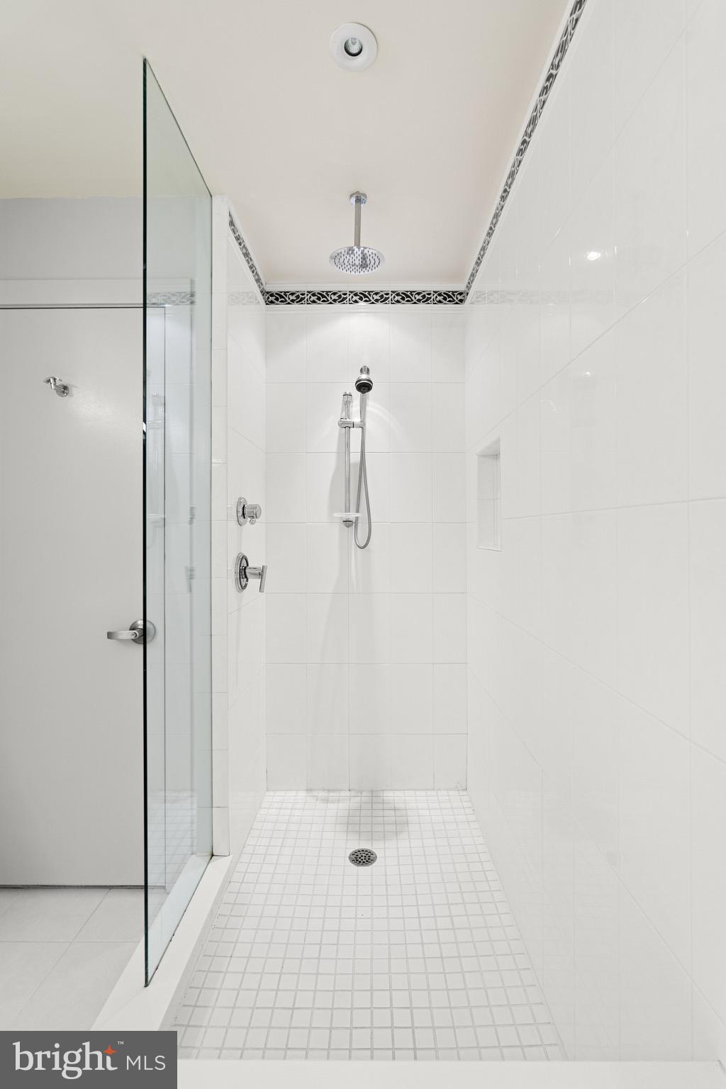 TUSCANY-CANTERBURY - Residential