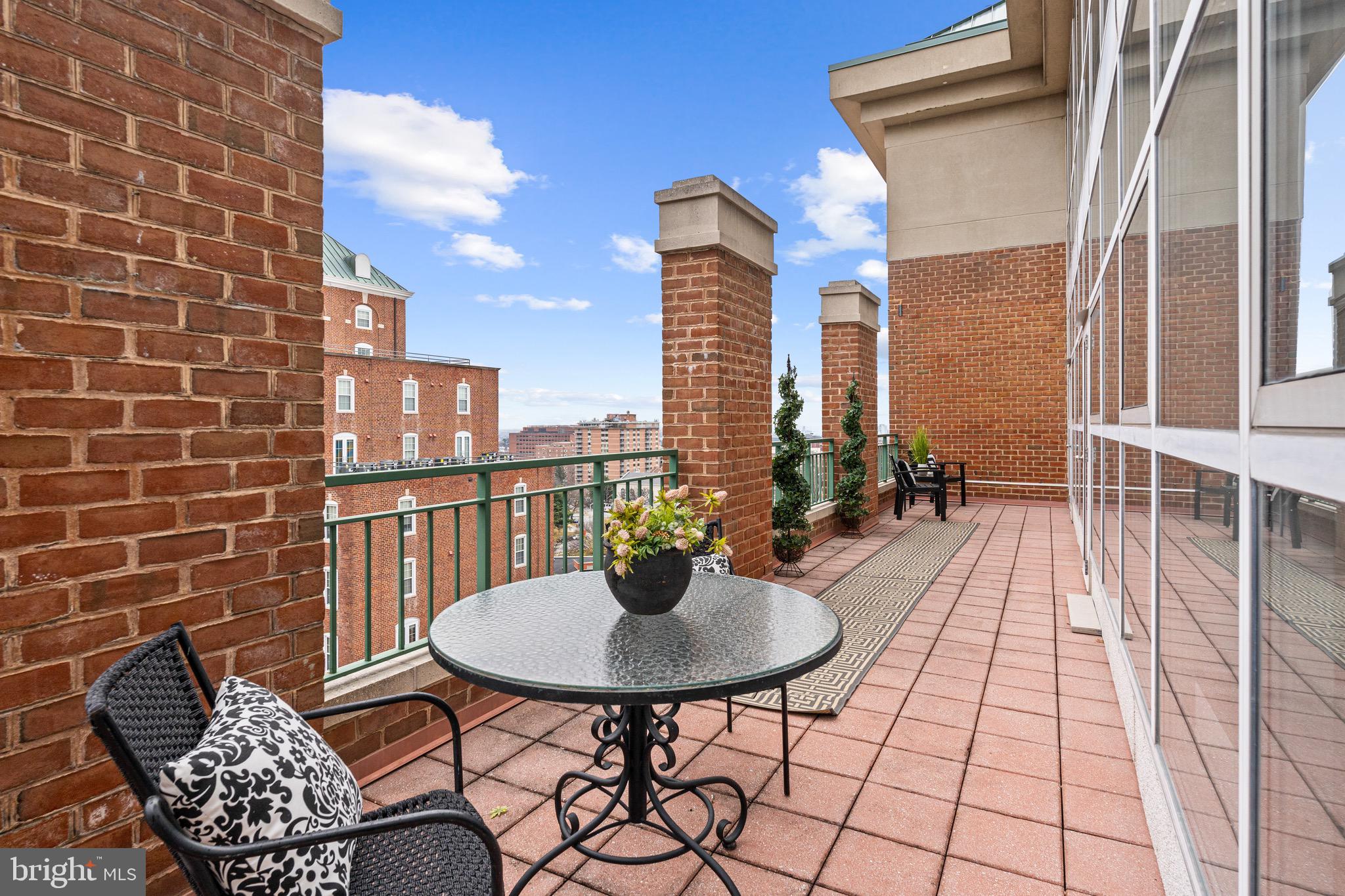 TUSCANY-CANTERBURY - Residential