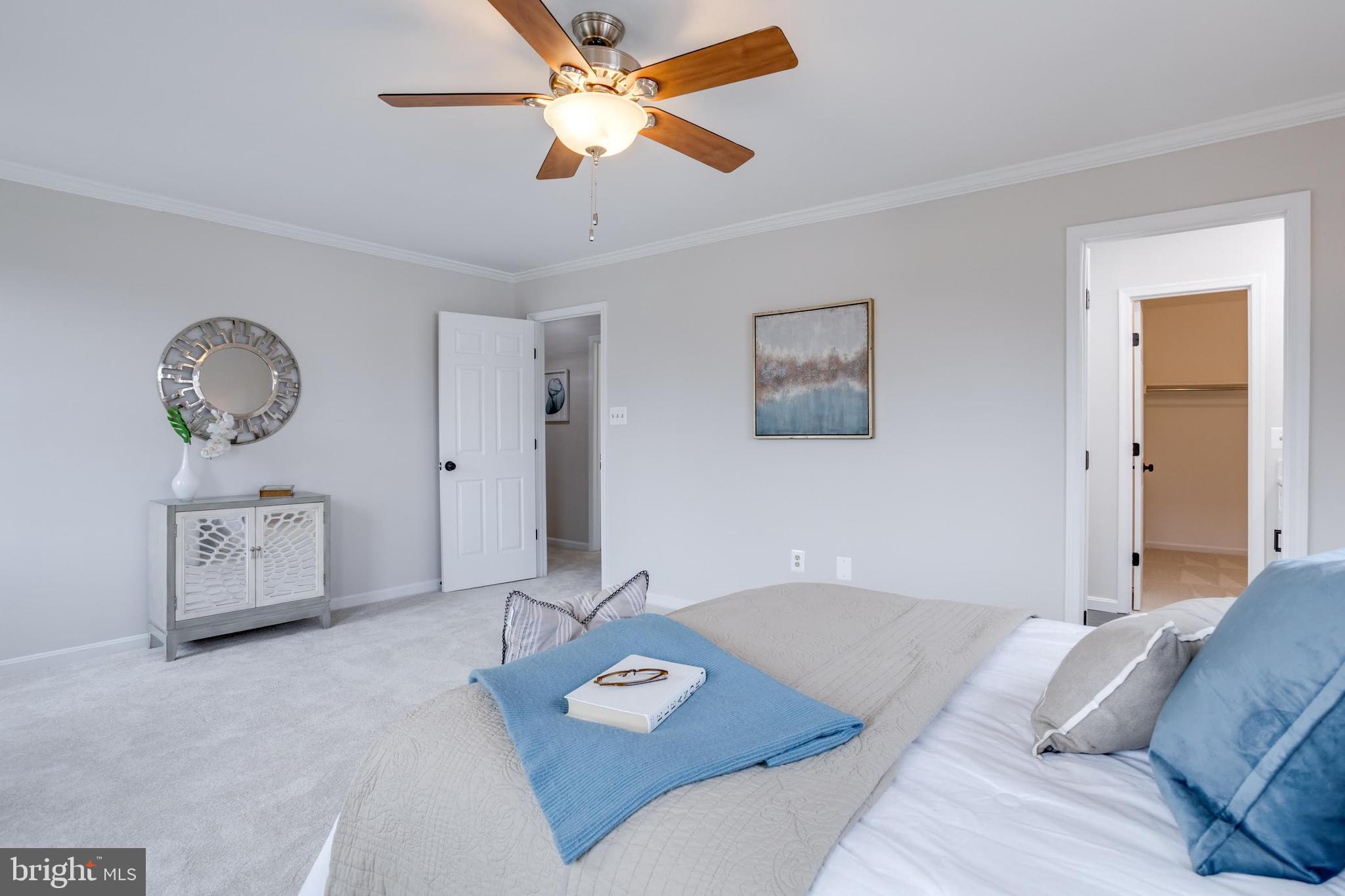 CROSSPOINTE - Residential