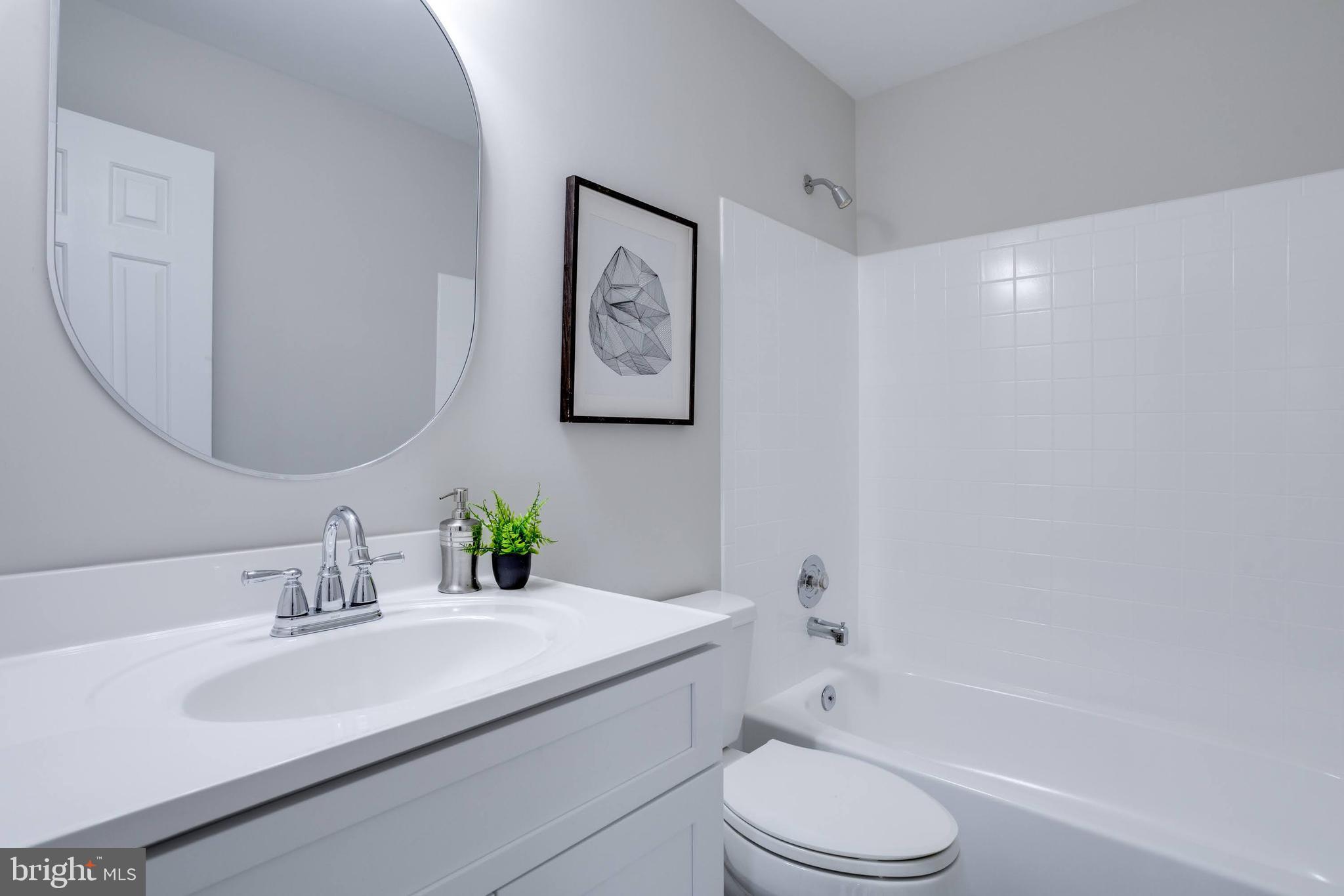 CROSSPOINTE - Residential