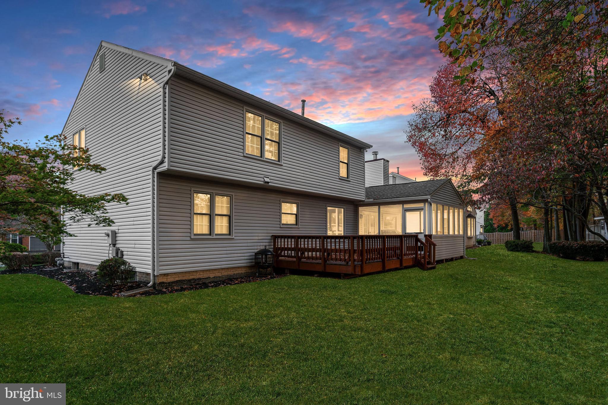 CROSSPOINTE - Residential