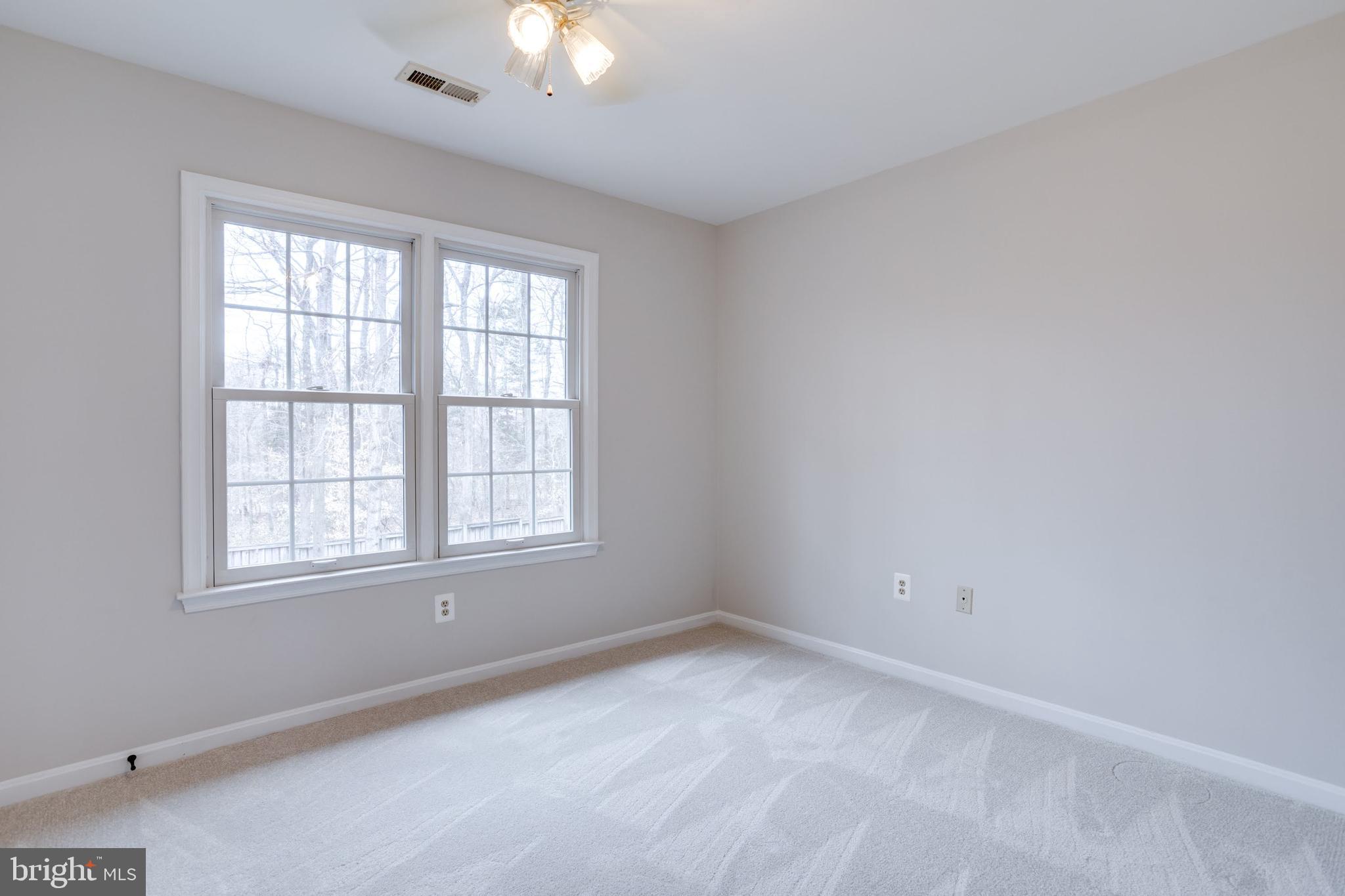 CROSSPOINTE - Residential