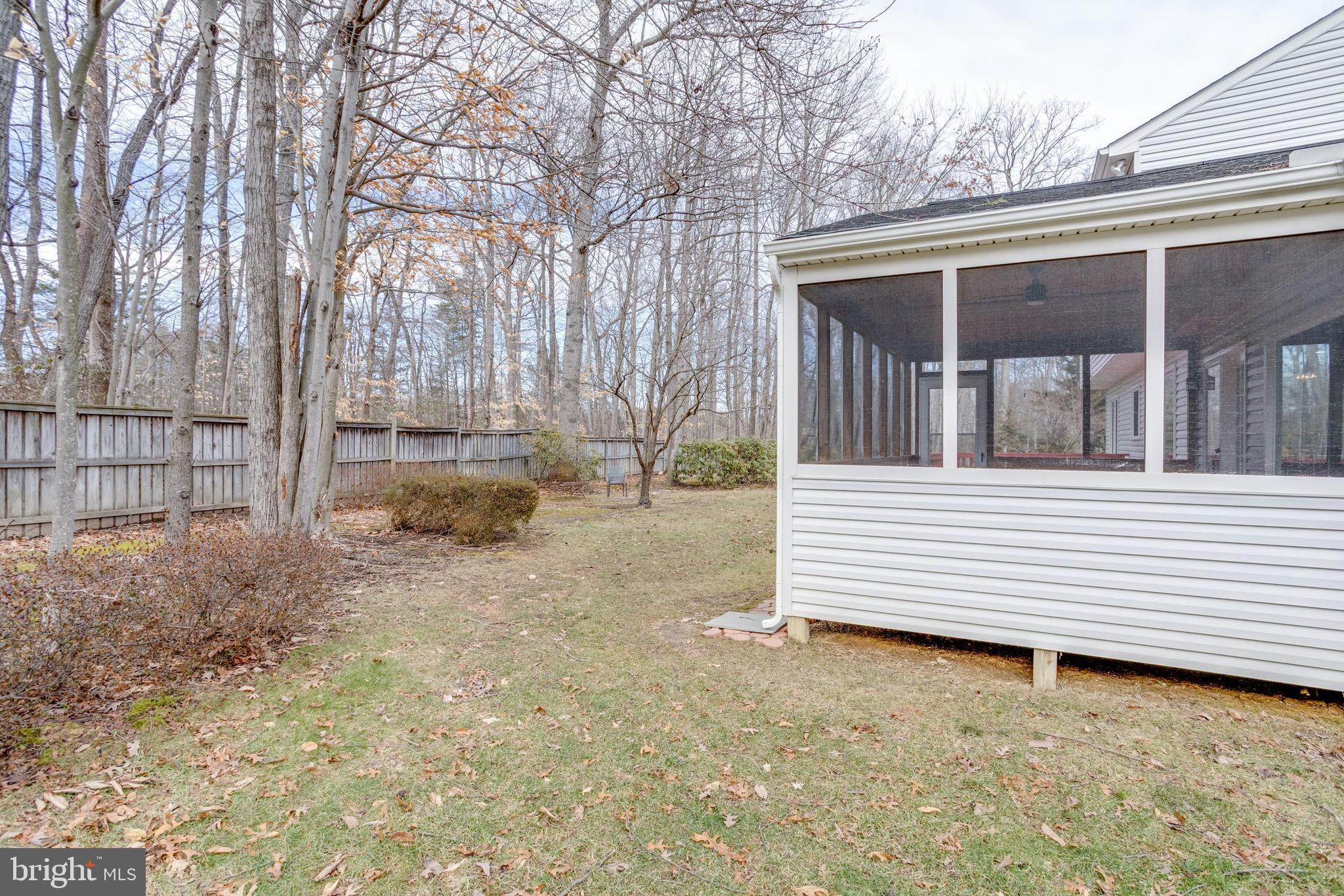 CROSSPOINTE - Residential