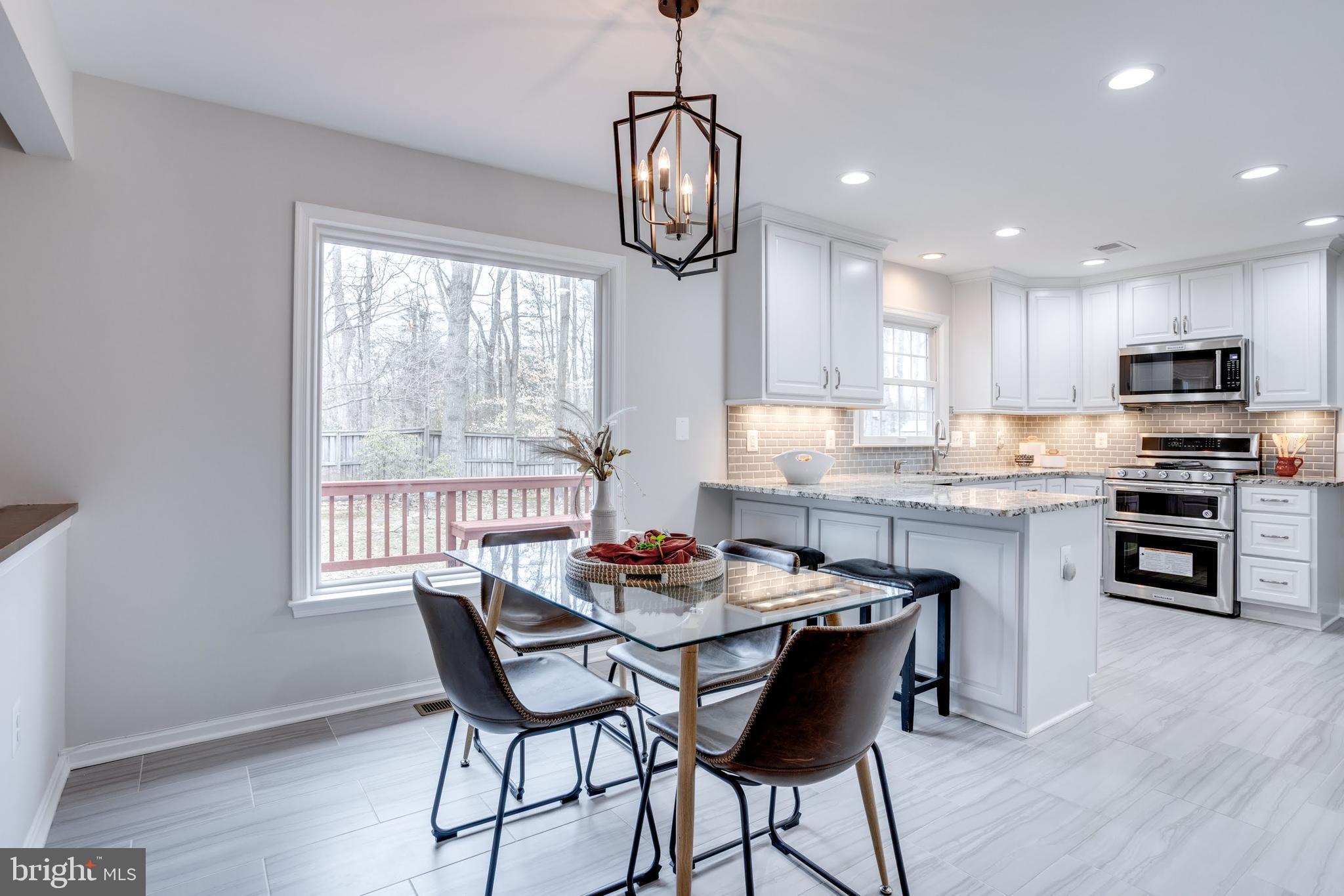 CROSSPOINTE - Residential