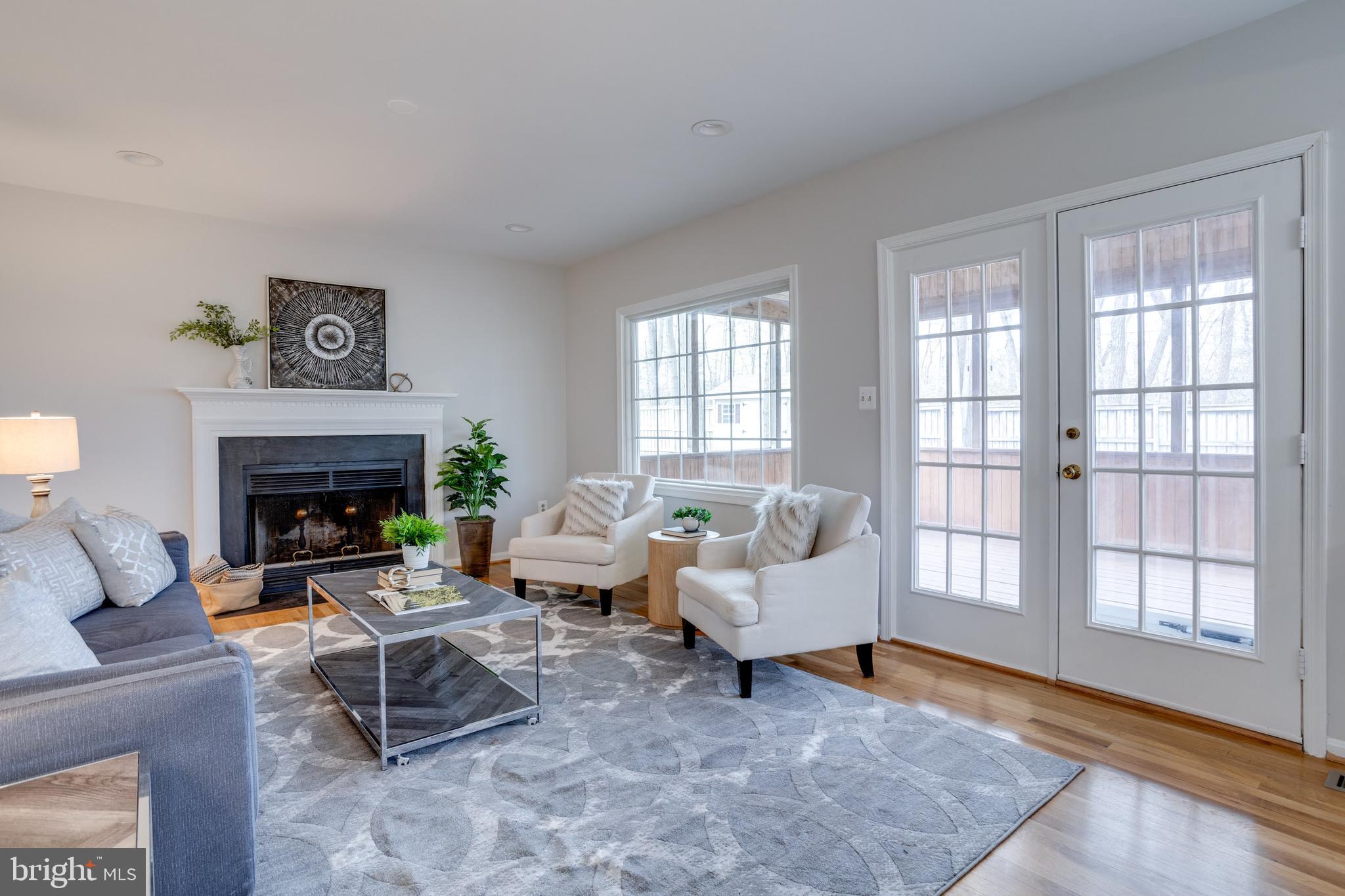 CROSSPOINTE - Residential