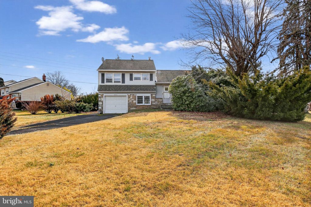 Photo of 1054 Riviera Road, WARMINSTER, PA 18974 (MLS # PABU2112262)