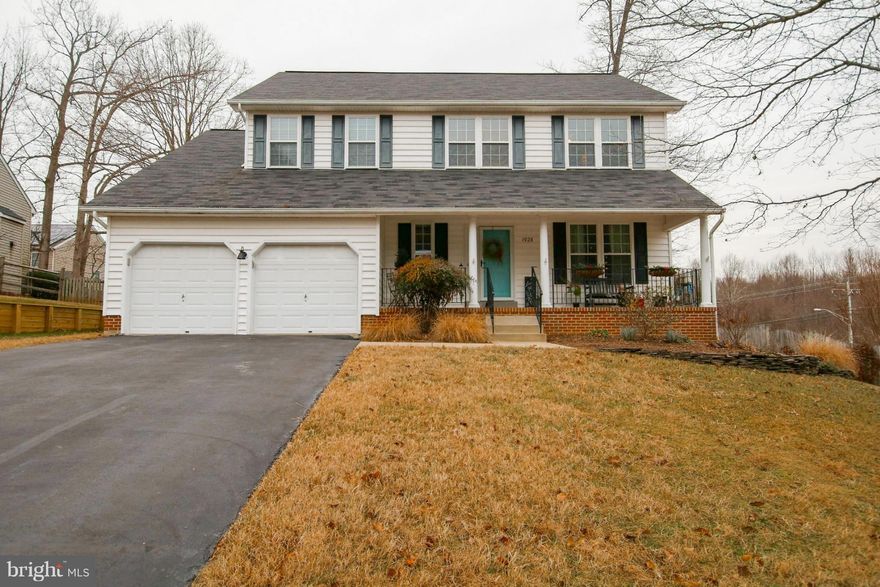 Welcome to Pleasantville! 3-Level Crofton Triangle stunner! Eat-in kitch w/SS appls, gas cooking, island & designer countertops. Main level has wood floors, coffered ceiling & large family room w/fp. Master suite w/stunning bathroom remodel & w/in closet. Laundry upstairs! Walkout level basement has rec room, office, storage & workshop. LARGE fenced yard/deck. Great front porch! Hurry! Won't last!