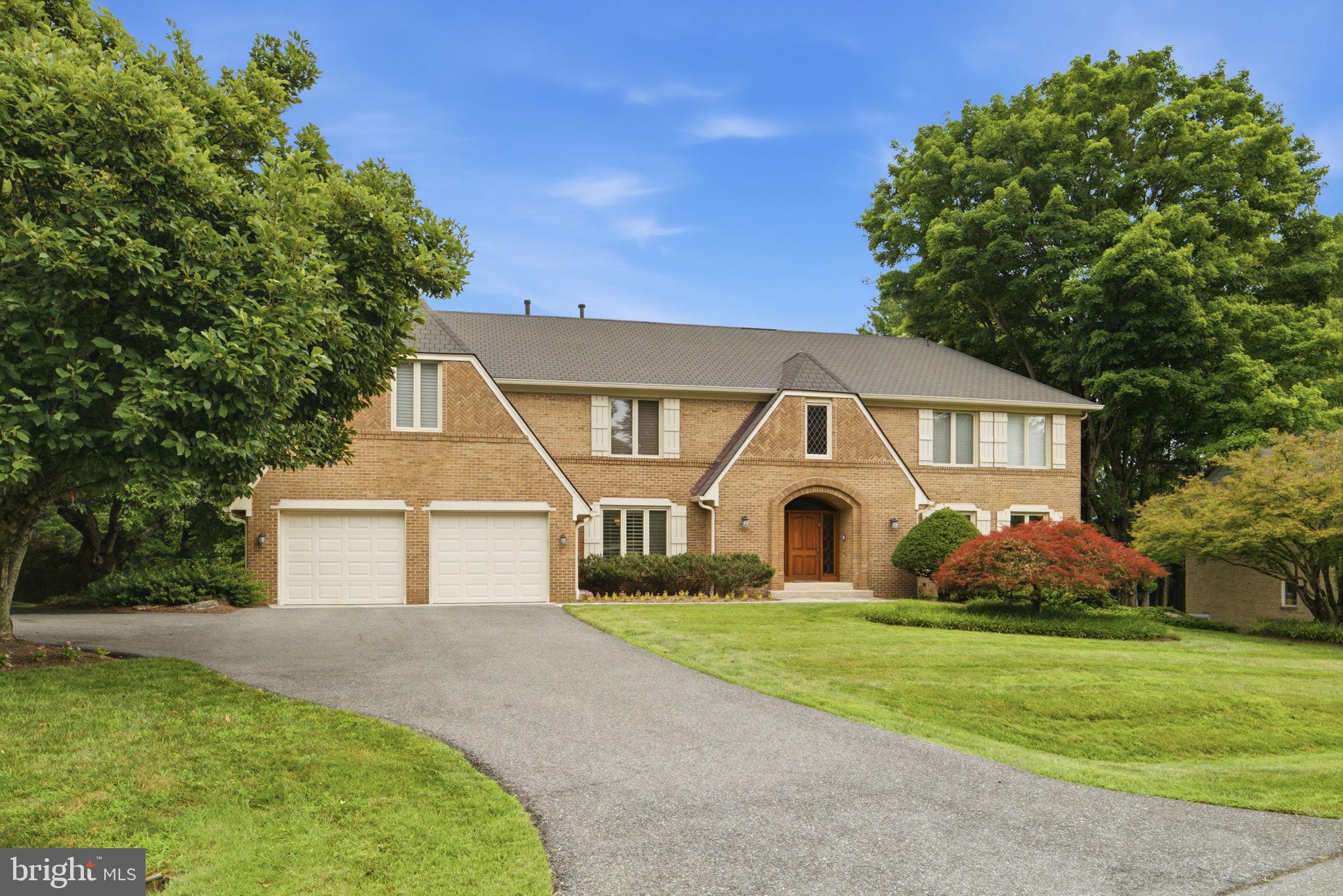 8004 SPLIT OAK DRIVE