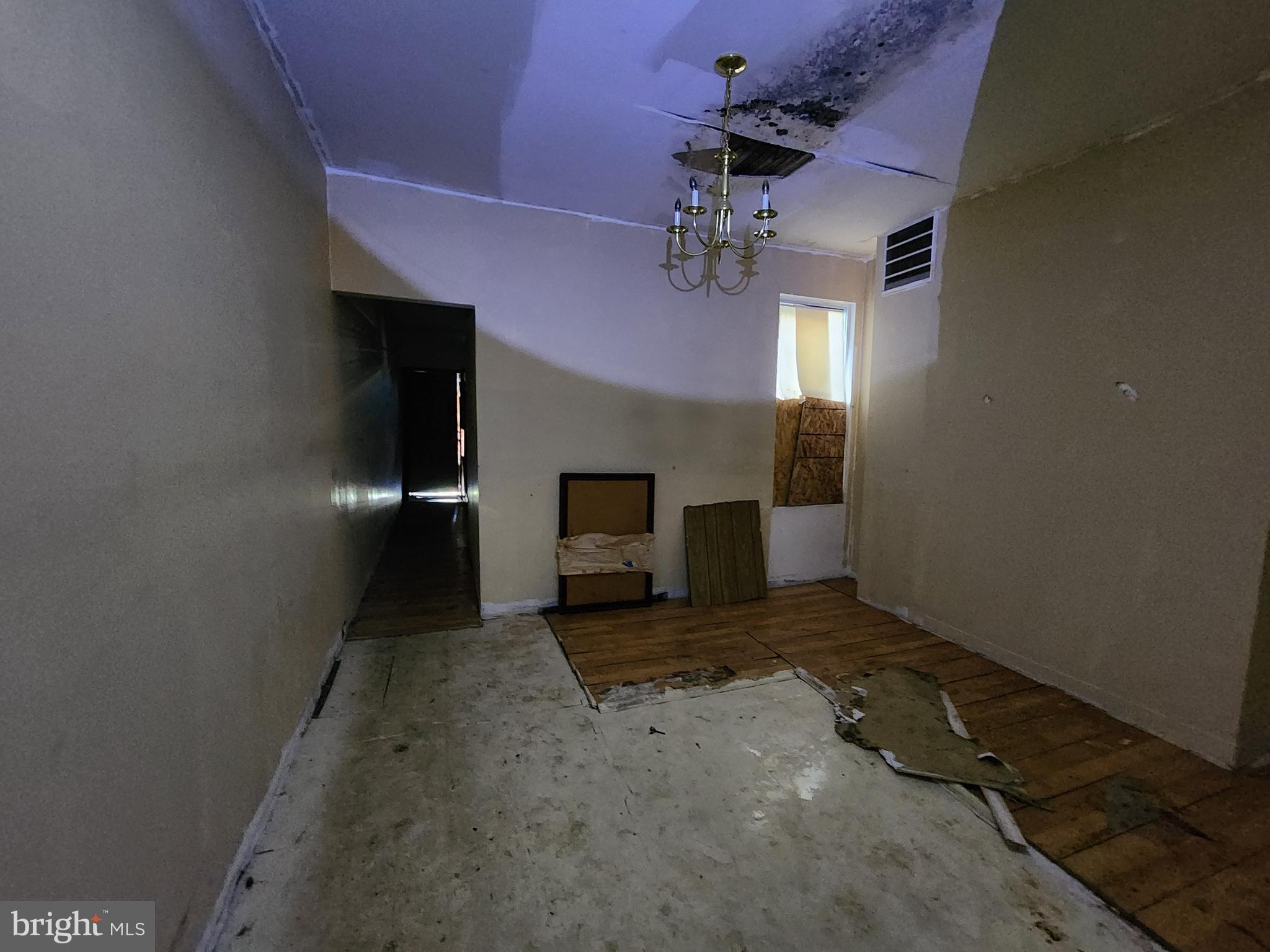 EAST BALTIMORE MIDWAY - Residential