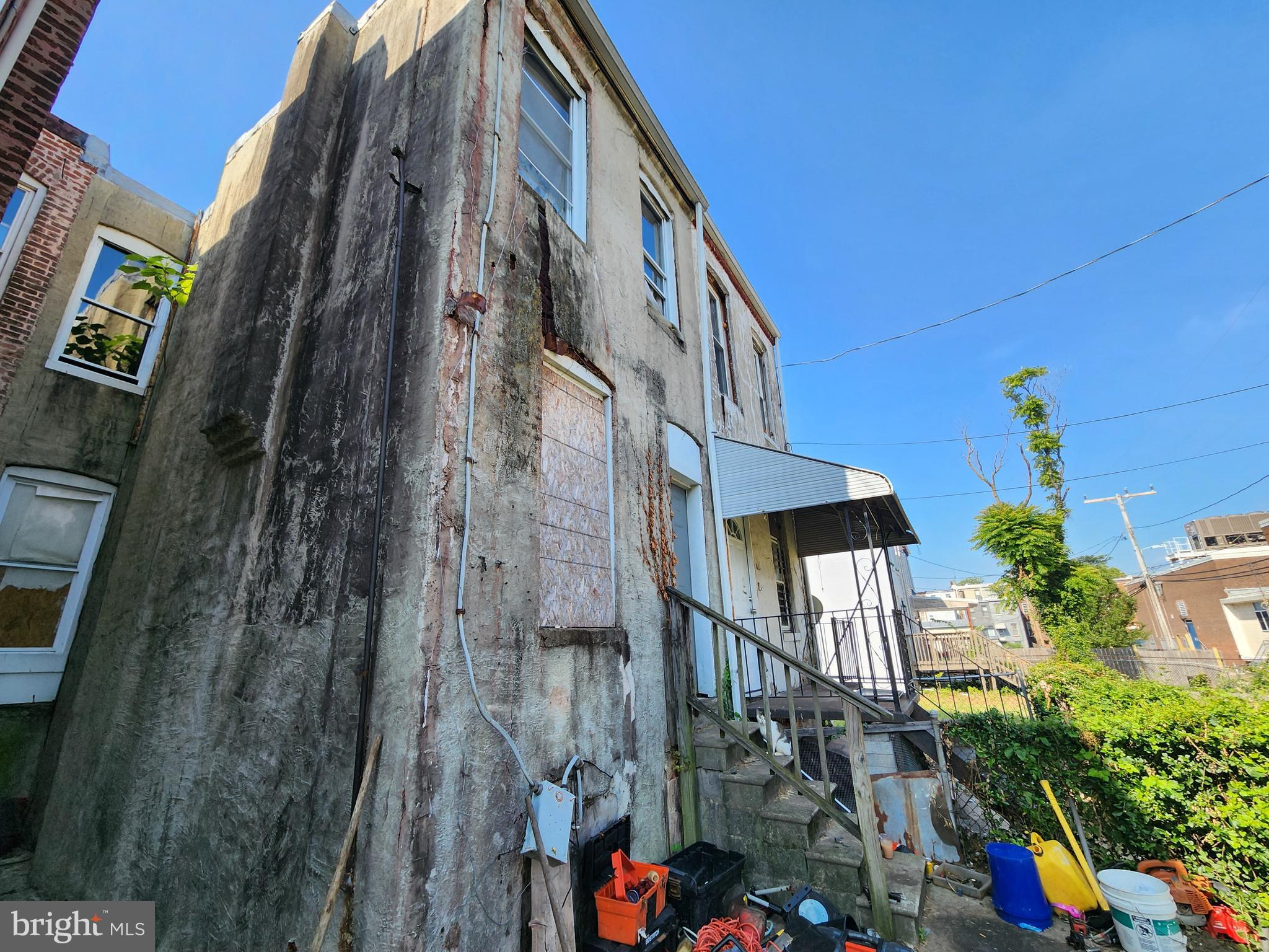 EAST BALTIMORE MIDWAY - Residential