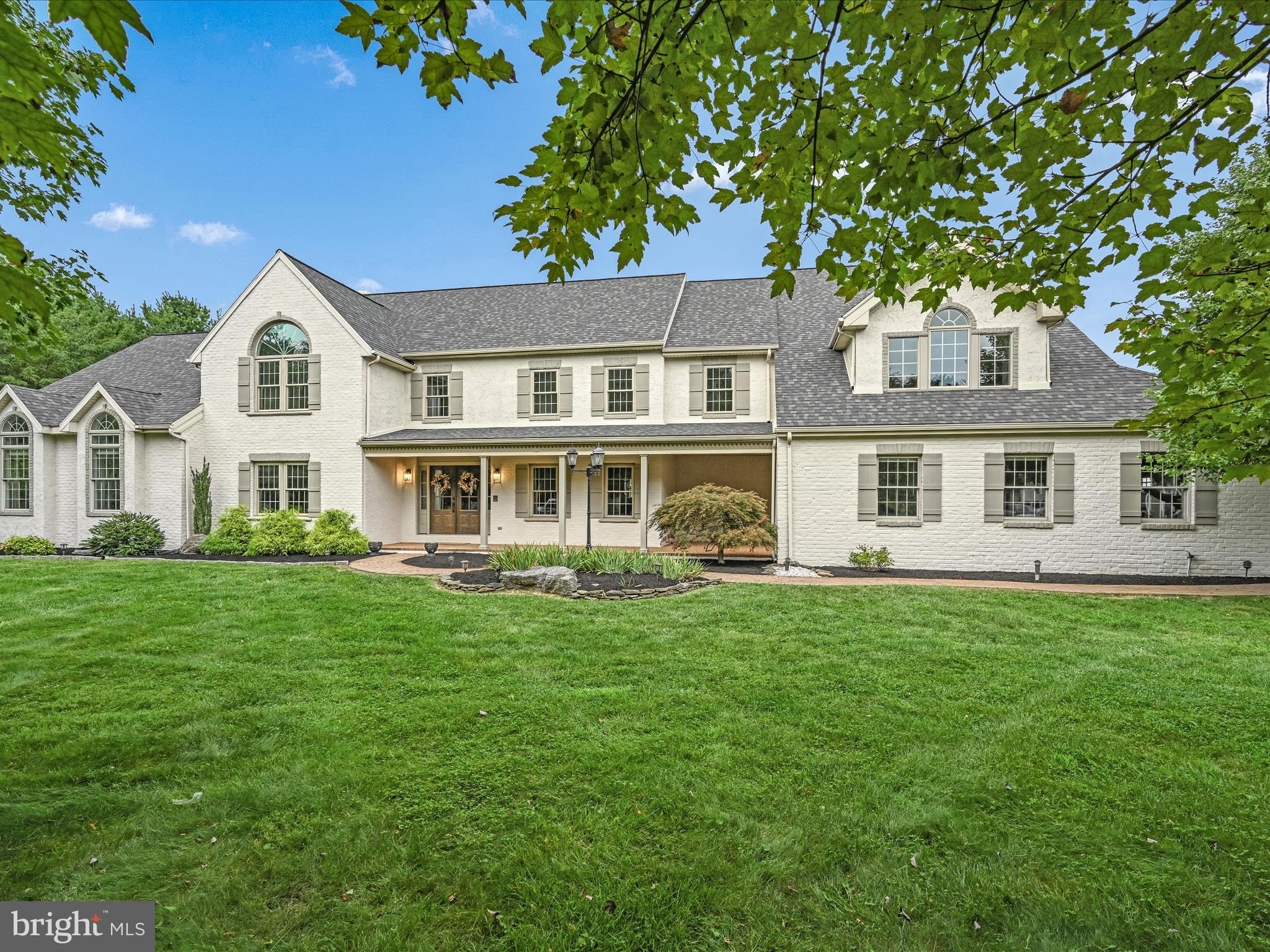 STONEHENGE - Residential