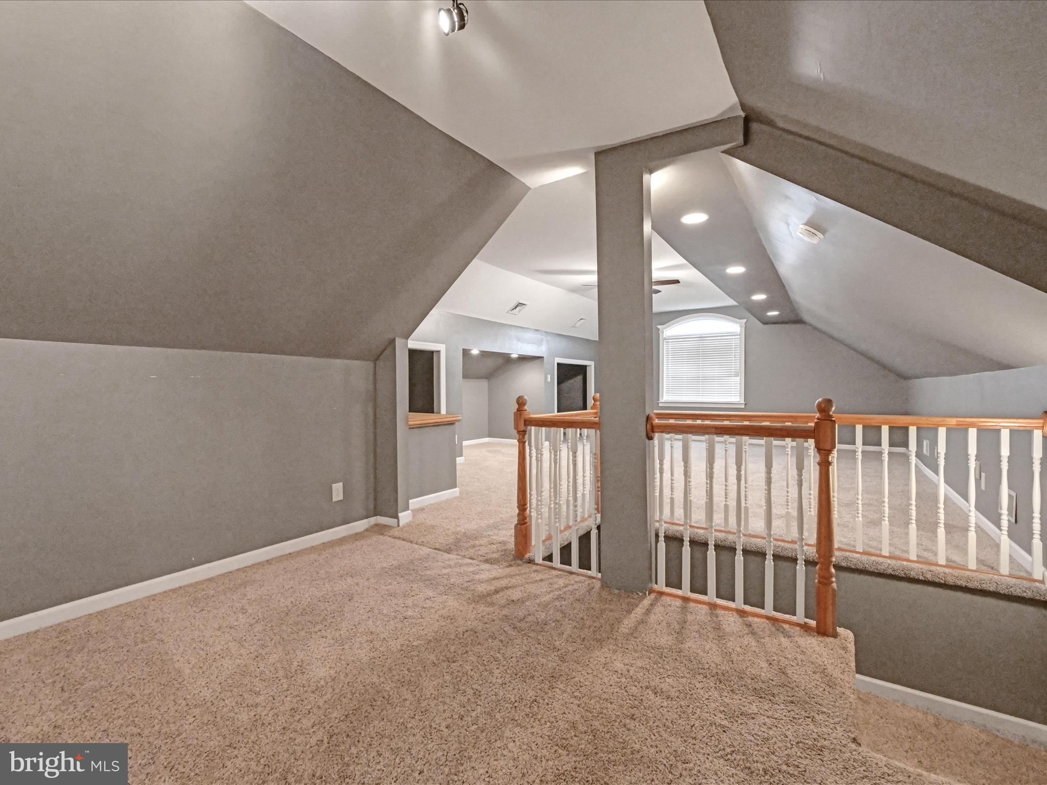 STONEHENGE - Residential