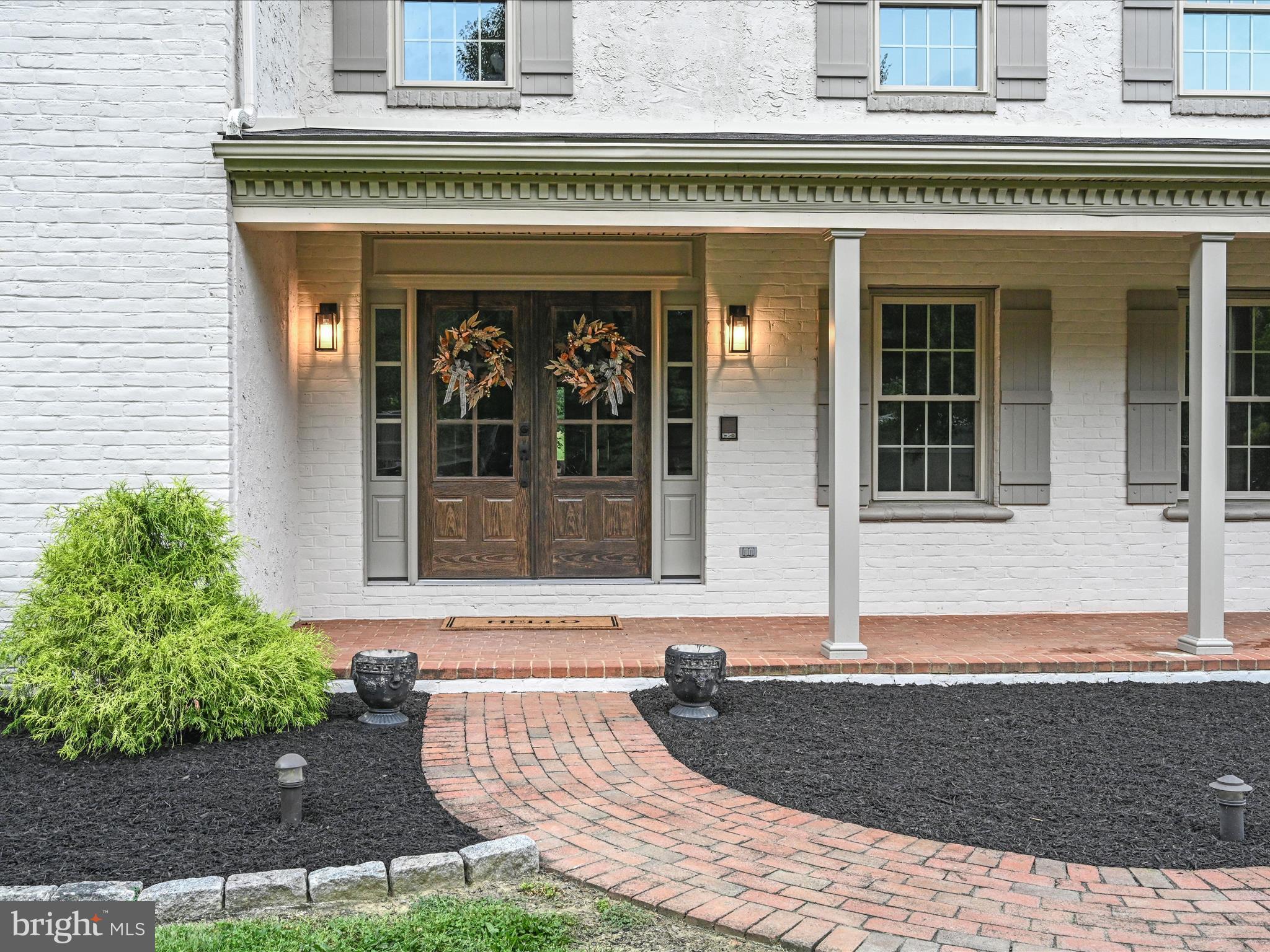 STONEHENGE - Residential