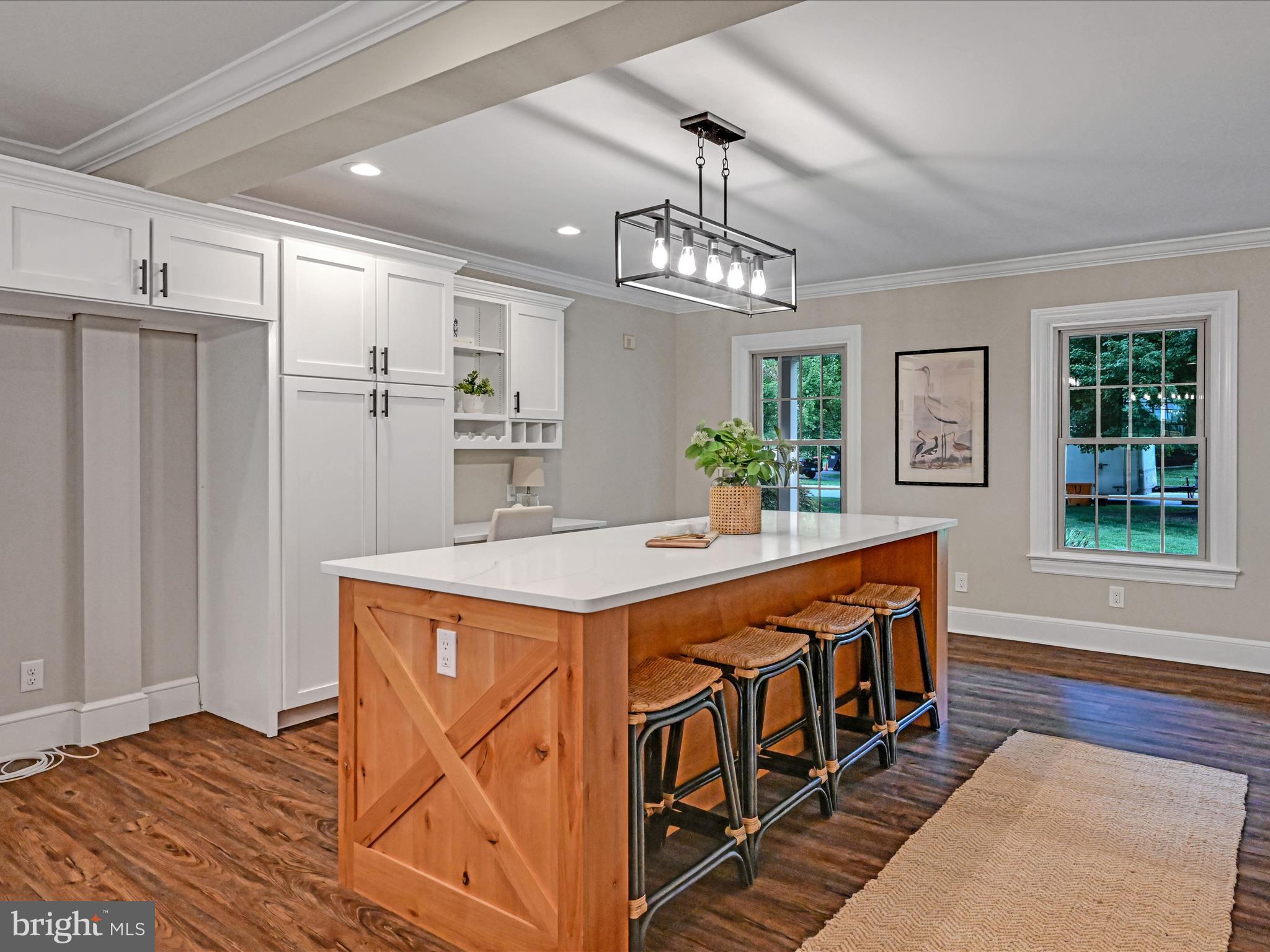 STONEHENGE - Residential