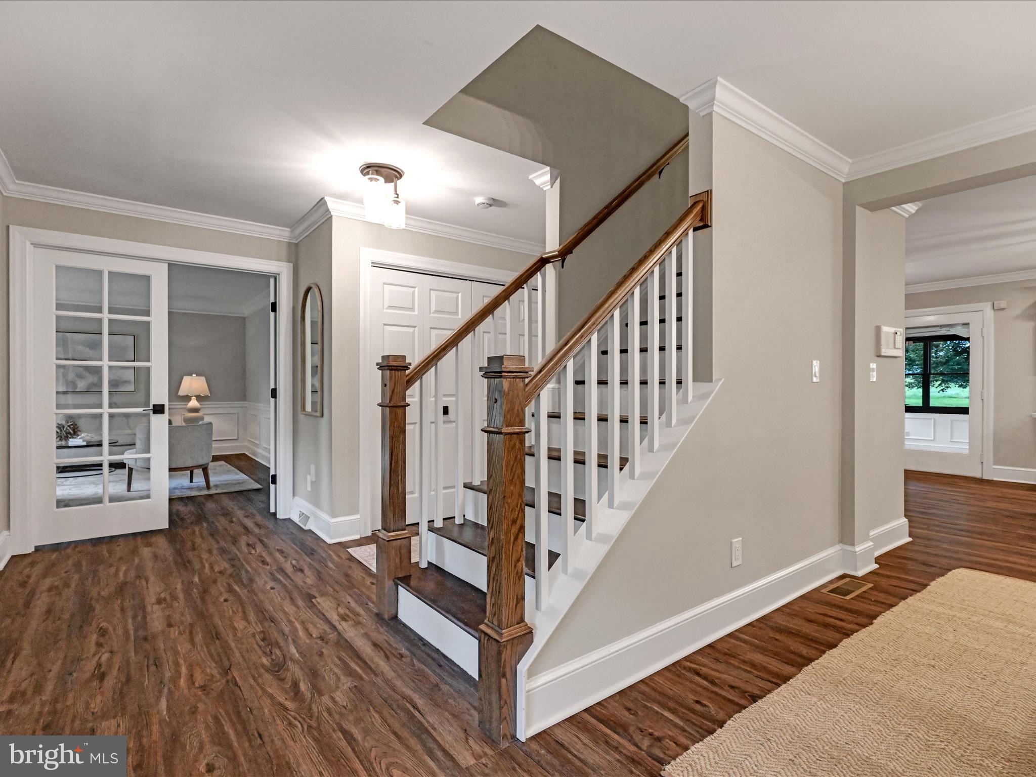 STONEHENGE - Residential