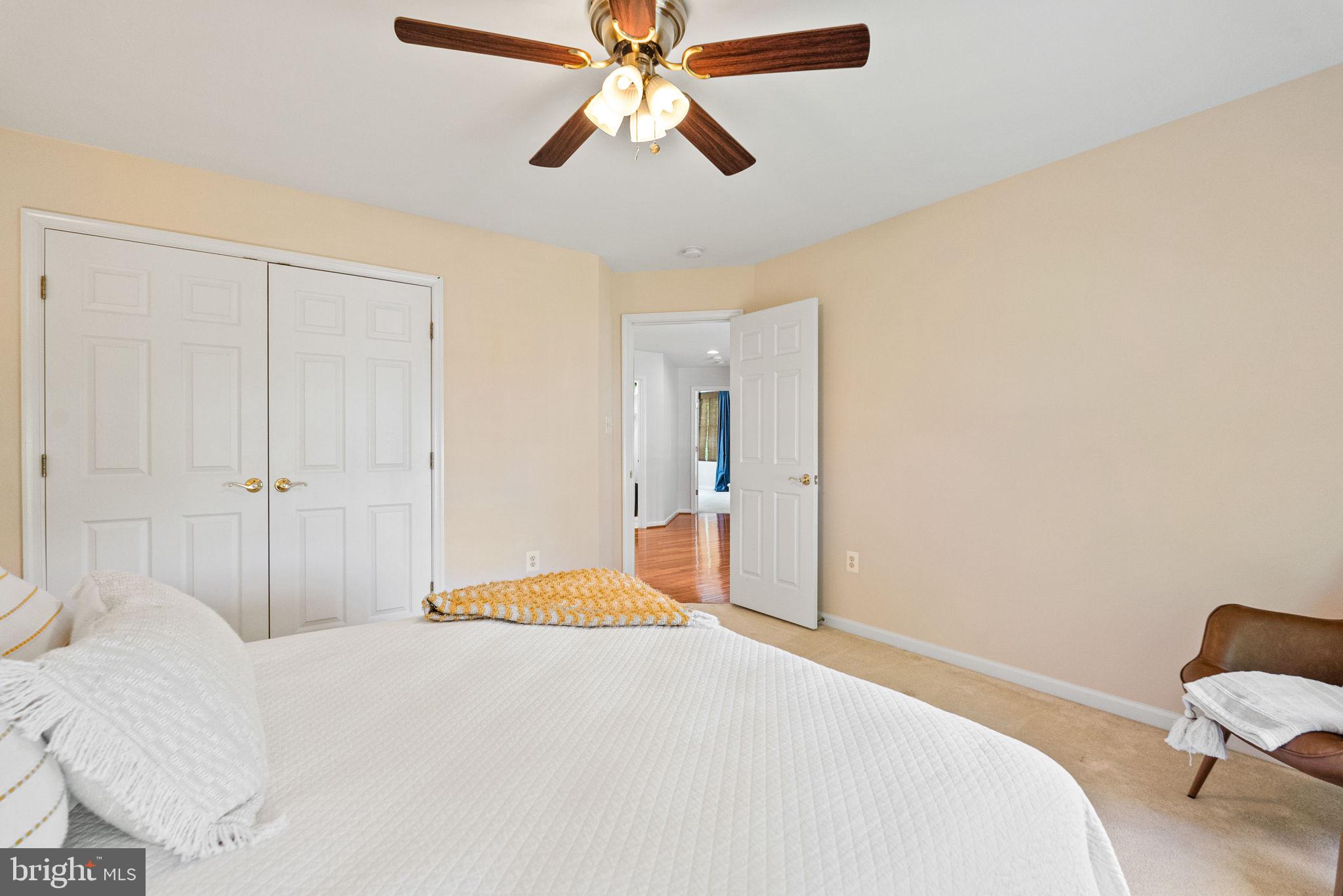 RESERVE AT MARTINS POINT - Residential