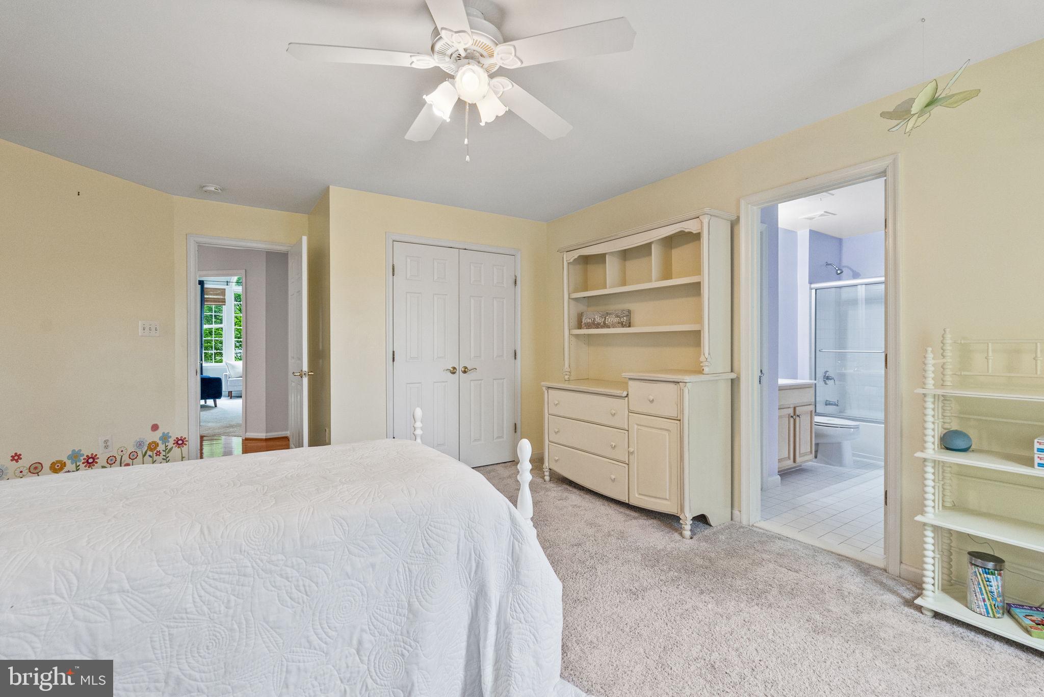 RESERVE AT MARTINS POINT - Residential