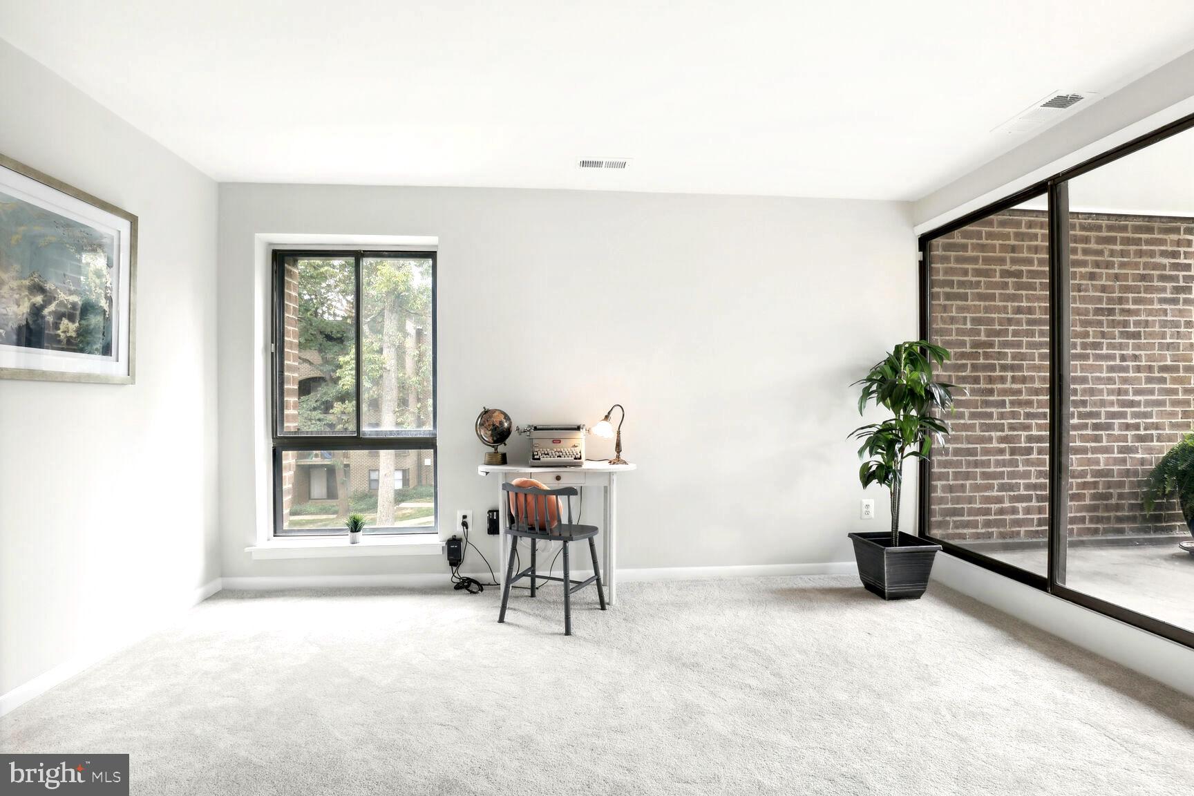 CHESTNUT GROVE - Residential