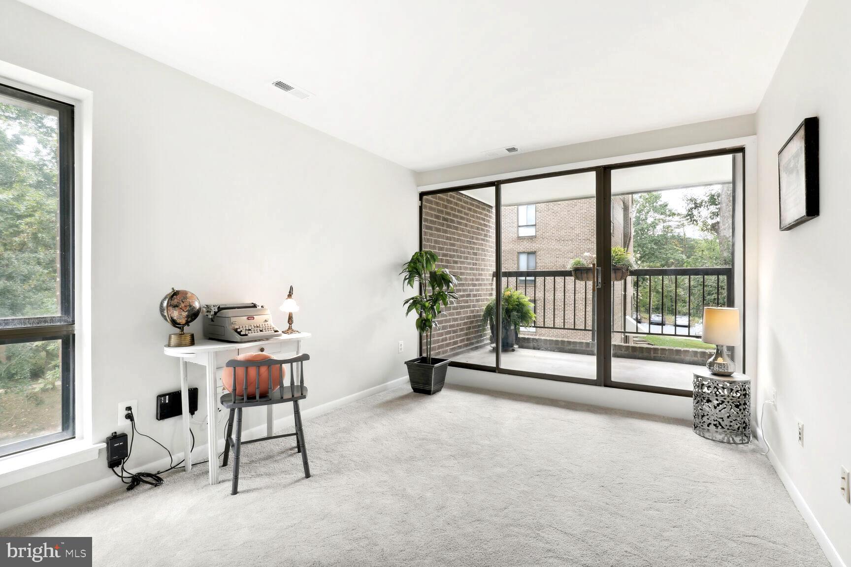 CHESTNUT GROVE - Residential