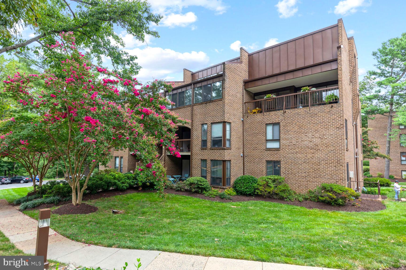 CHESTNUT GROVE - Residential