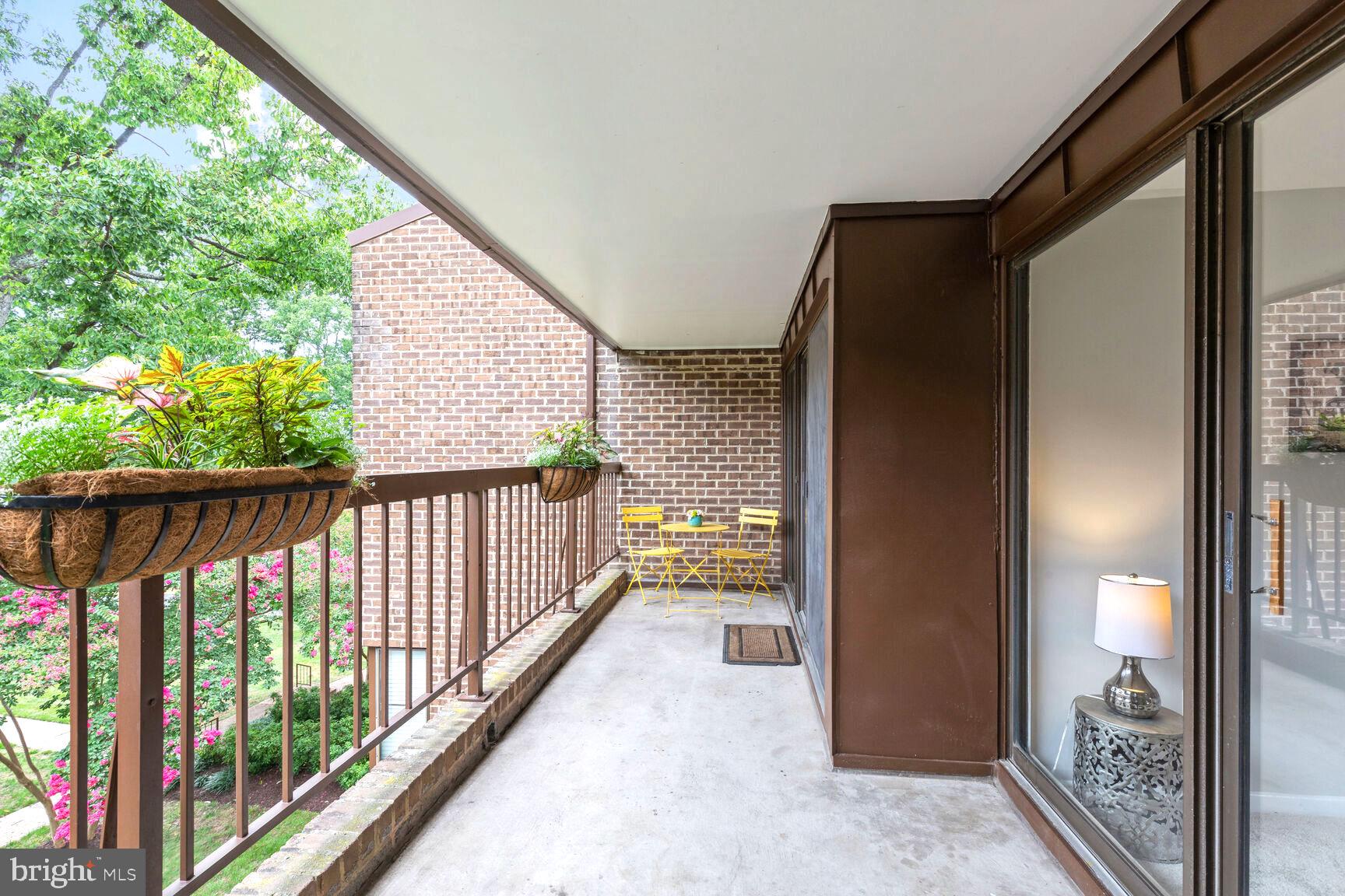 CHESTNUT GROVE - Residential