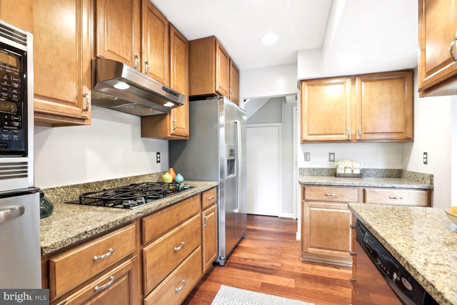 CHESTNUT GROVE - Residential