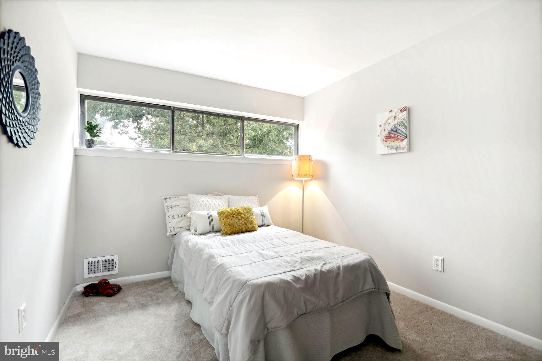 CHESTNUT GROVE - Residential