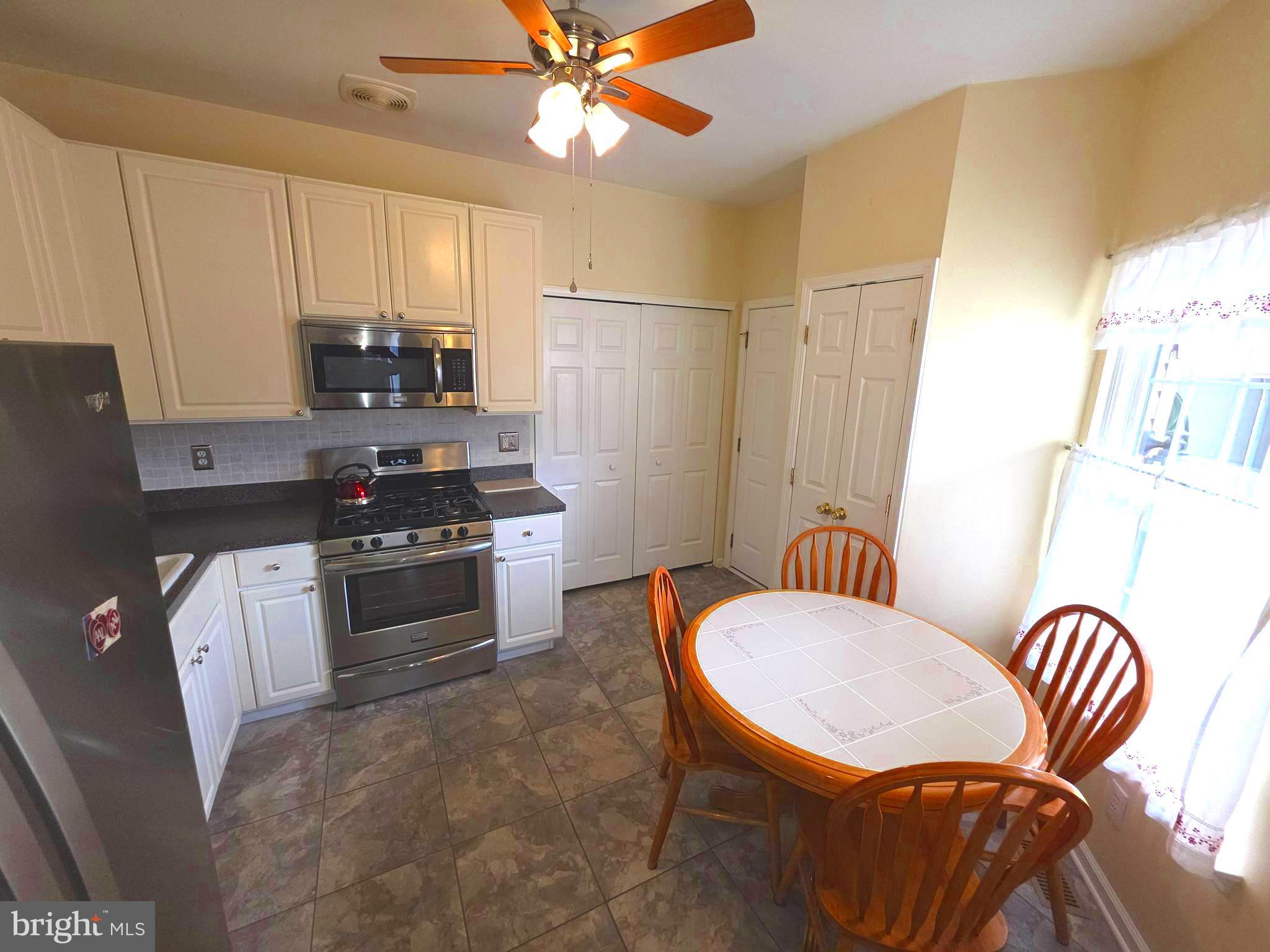 CHANCELLOR GLEN - Residential