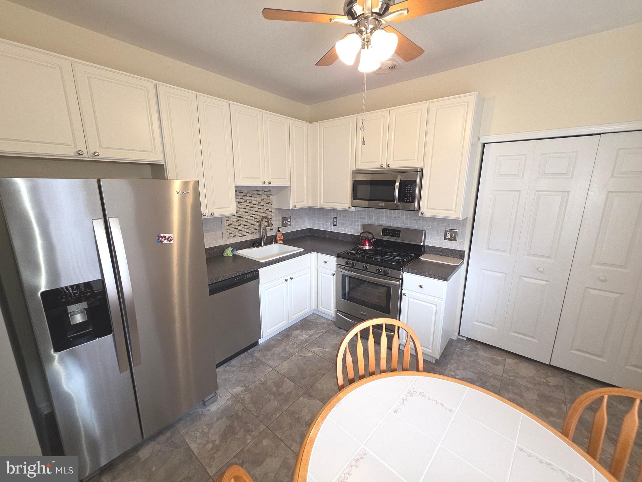 CHANCELLOR GLEN - Residential